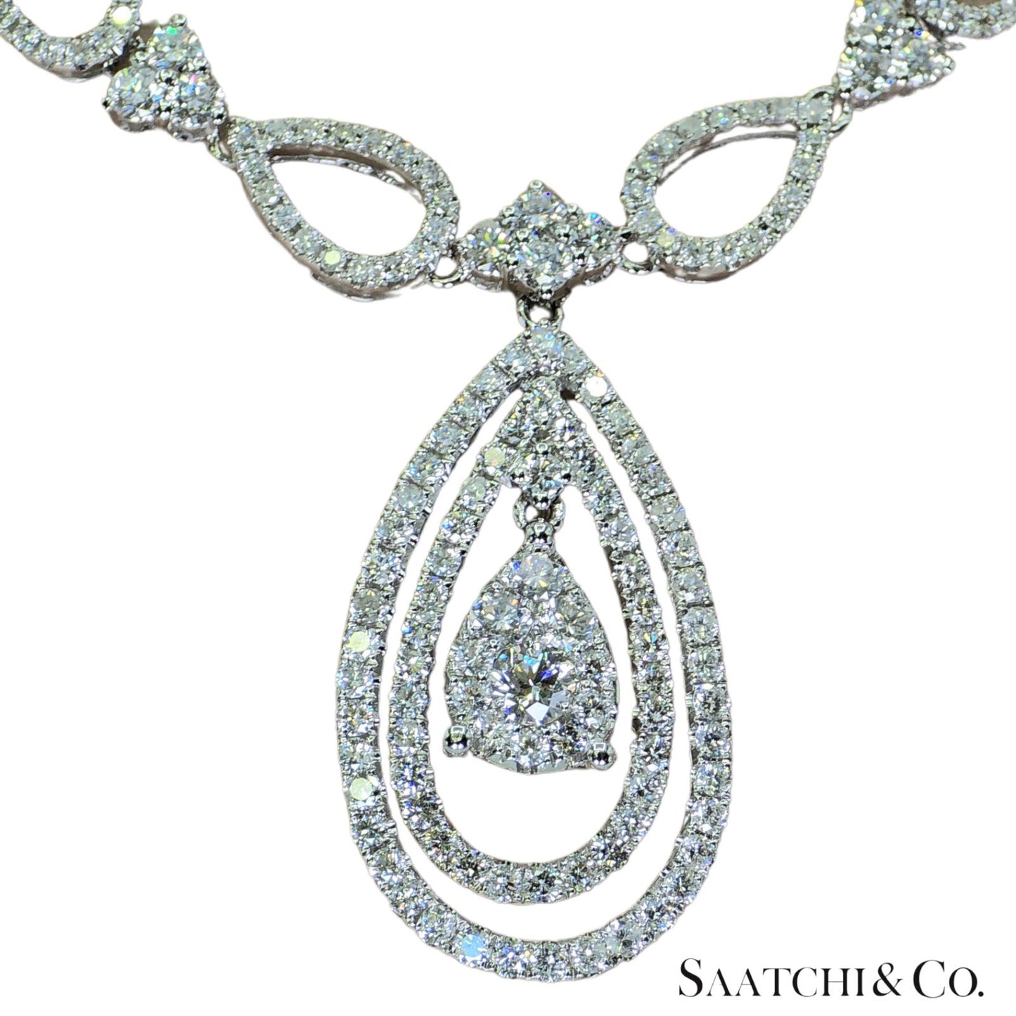 18K (750) White Gold and Natural Diamond Drop Pearl Shape Necklace