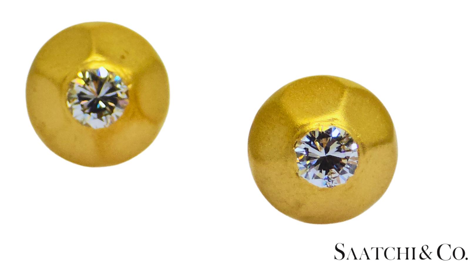 18K (750) Yellow Gold - Natural Round VVS-VS Diamond: Womens Earrings