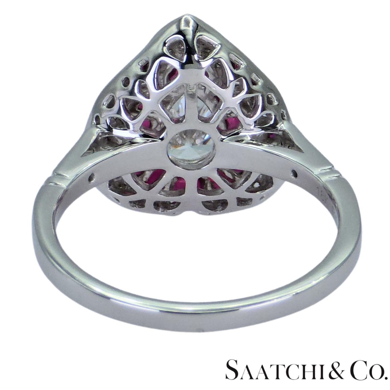 18k (750) White Gold - Pear Shape Ring: Natural Diamond and Ruby