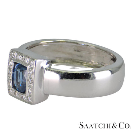 18k (750) White Gold Natural Oval Sapphire And Natural Diamond Ring