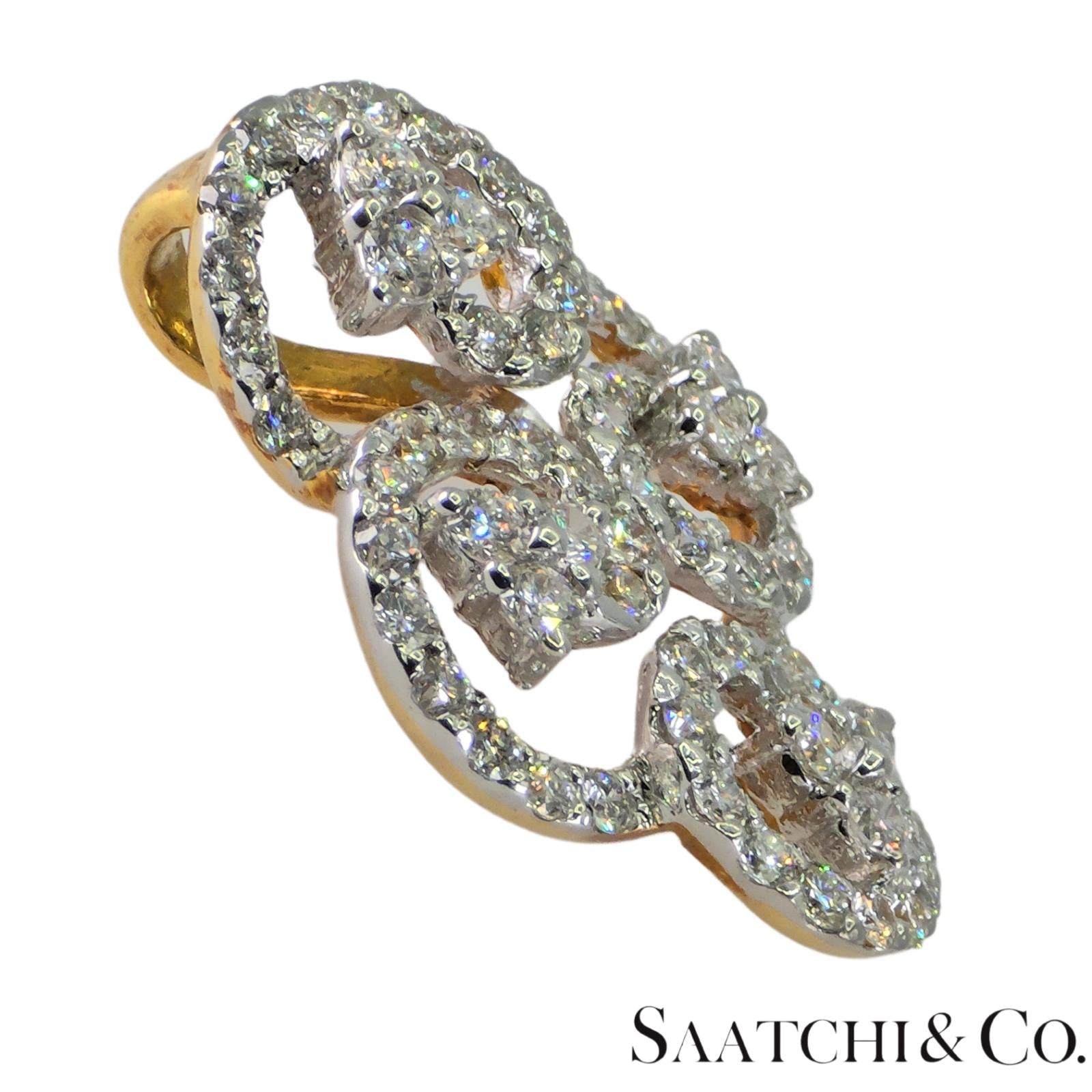 18k (750) White and Yellow Gold Natural Diamond Brooch / Pin