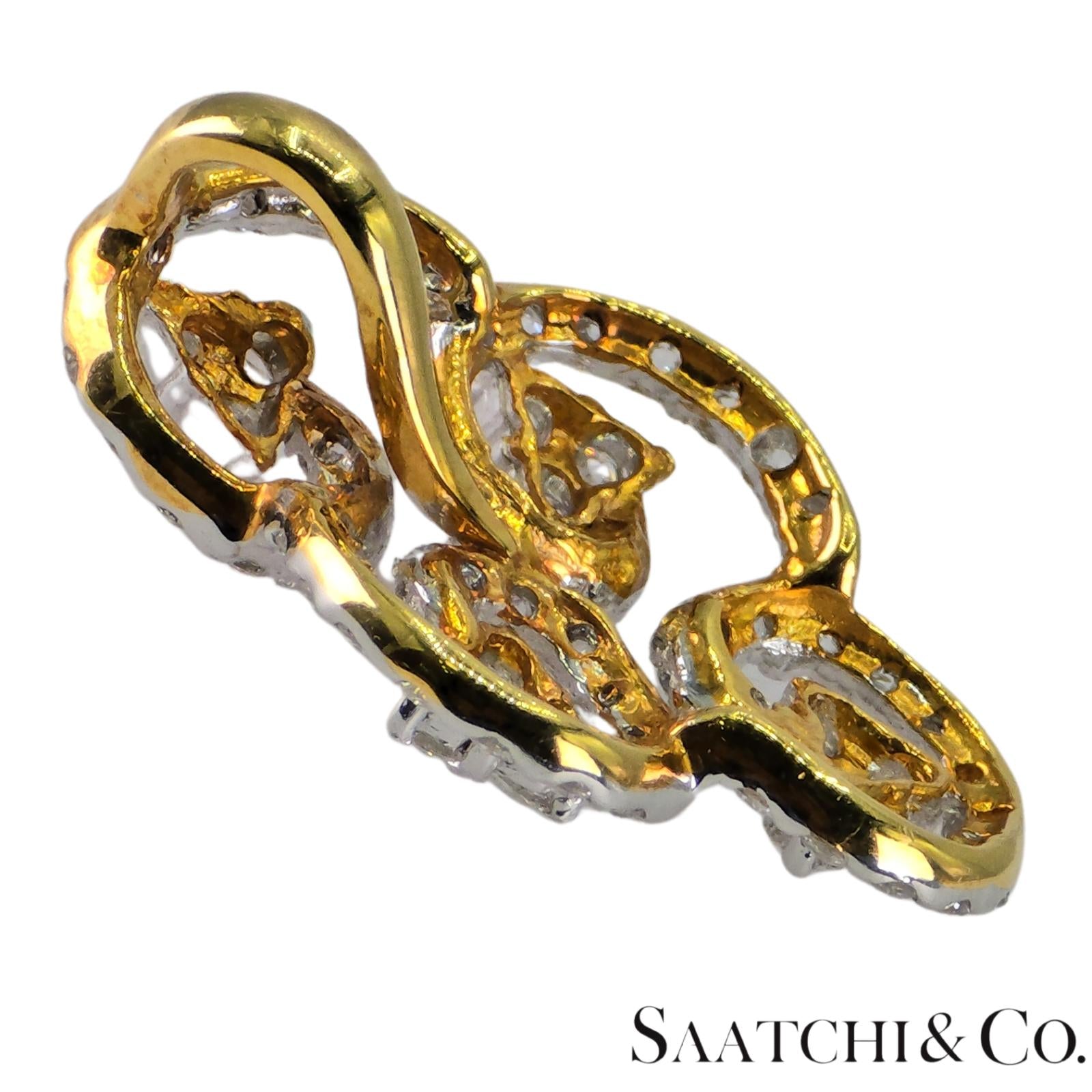 18k (750) White and Yellow Gold Natural Diamond Brooch / Pin
