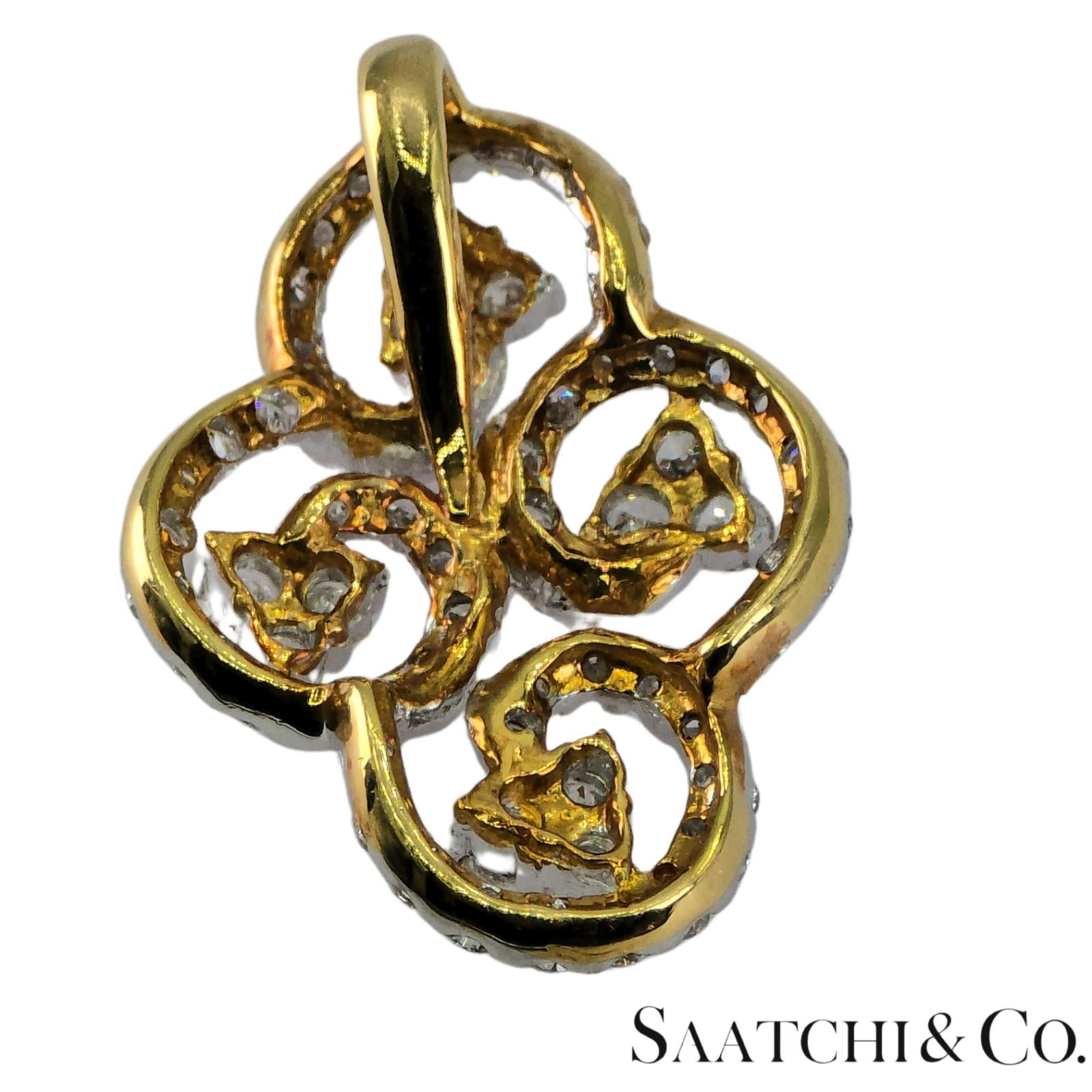 18k (750) White and Yellow Gold Natural Diamond Brooch / Pin