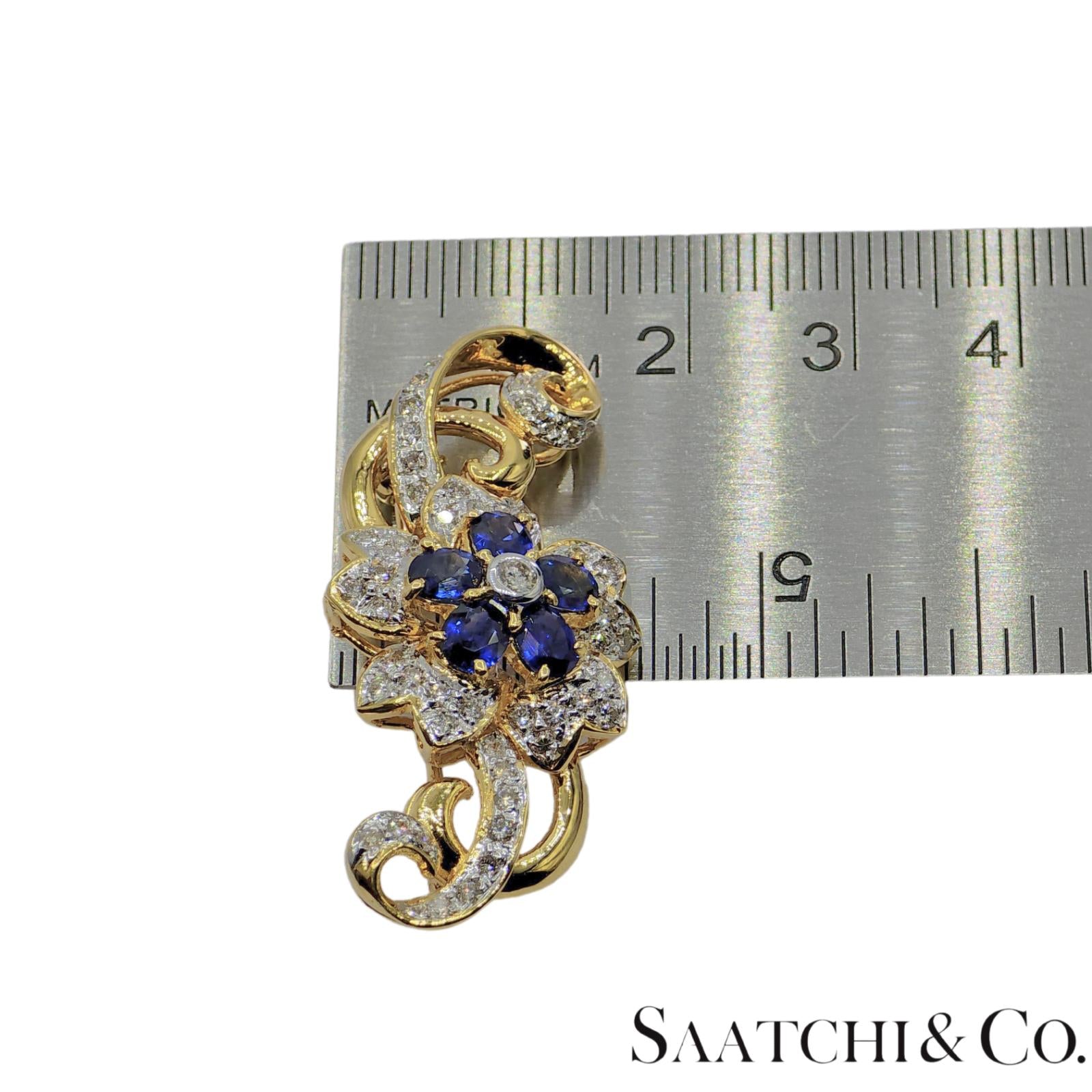 18k (750) Yellow Gold Natural White VVS Diamond & Blue Sapphire Brooch