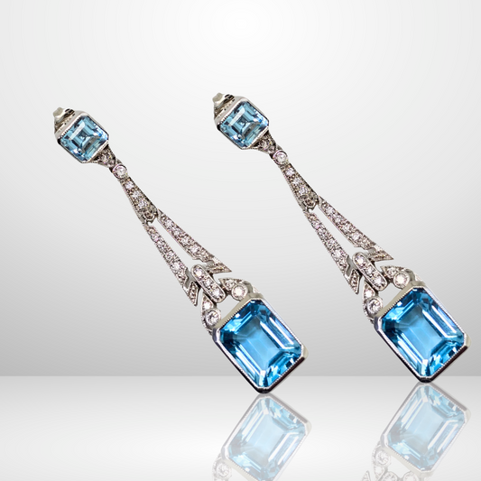 18K White Gold Earrings: 0.47Ct Diamond & 10.85Ct Blue Topaz, 11.2g