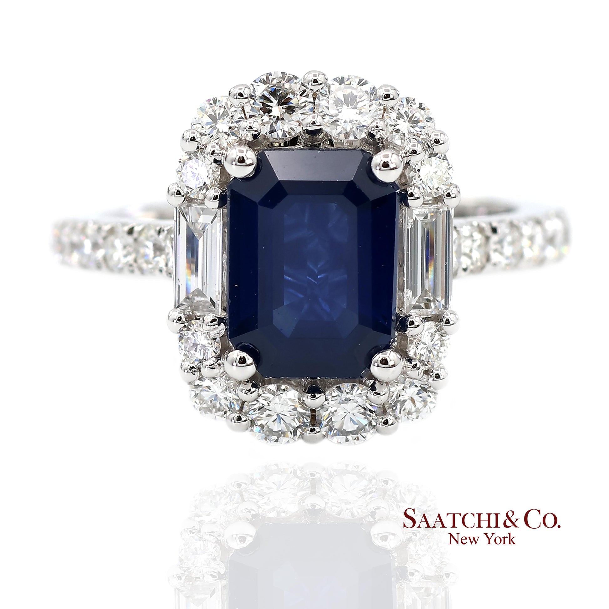 Exquisite 18K (750) White Gold Royal Blue Sapphire and Natural Diamond Ring