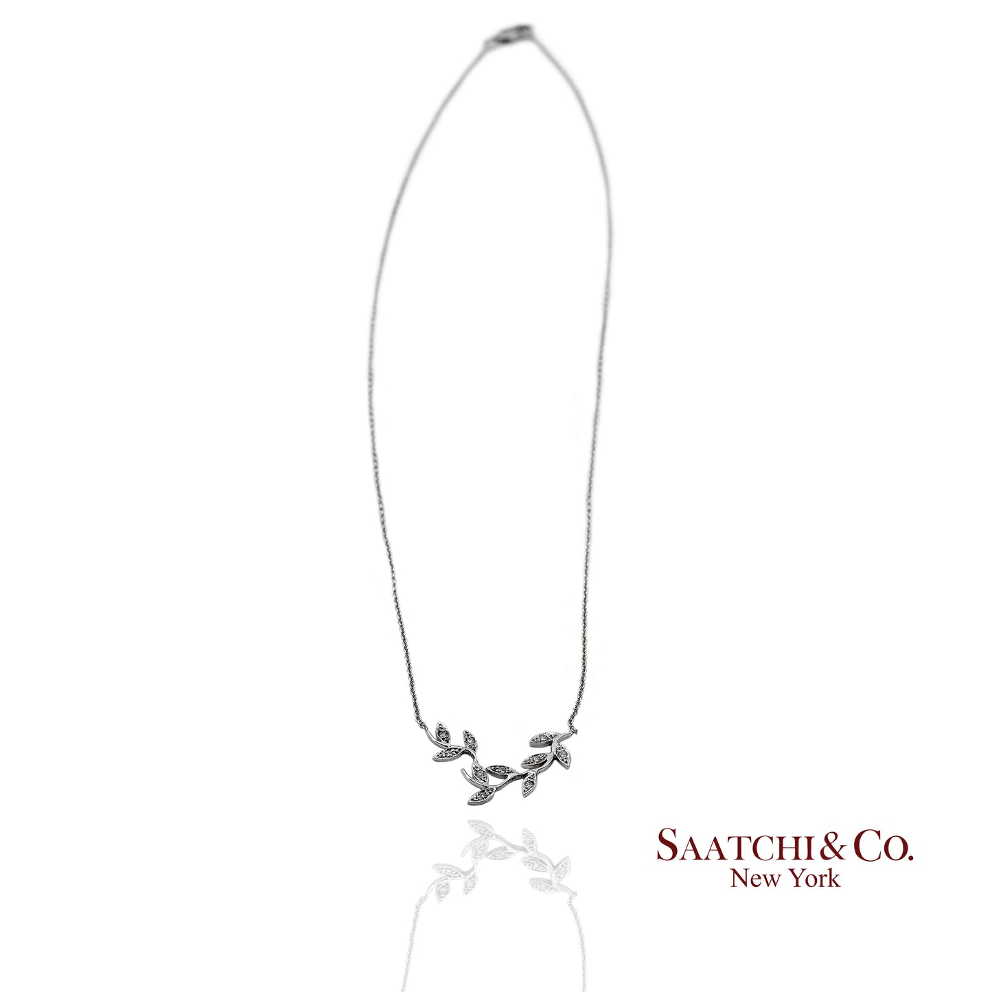 18K(750) White Gold Natural Diamond Leaf Shape Pendant Necklace with Chain