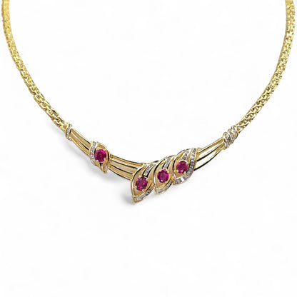 18K (750) Yellow Gold - Natural Diamond & Burmese Ruby: Necklace