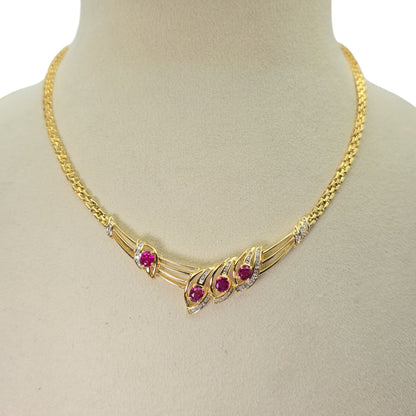 18K (750) Yellow Gold - Natural Diamond & Burmese Ruby: Necklace