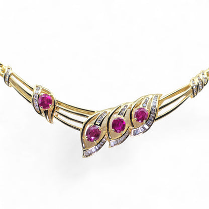 18K (750) Yellow Gold - Natural Diamond & Burmese Ruby: Necklace