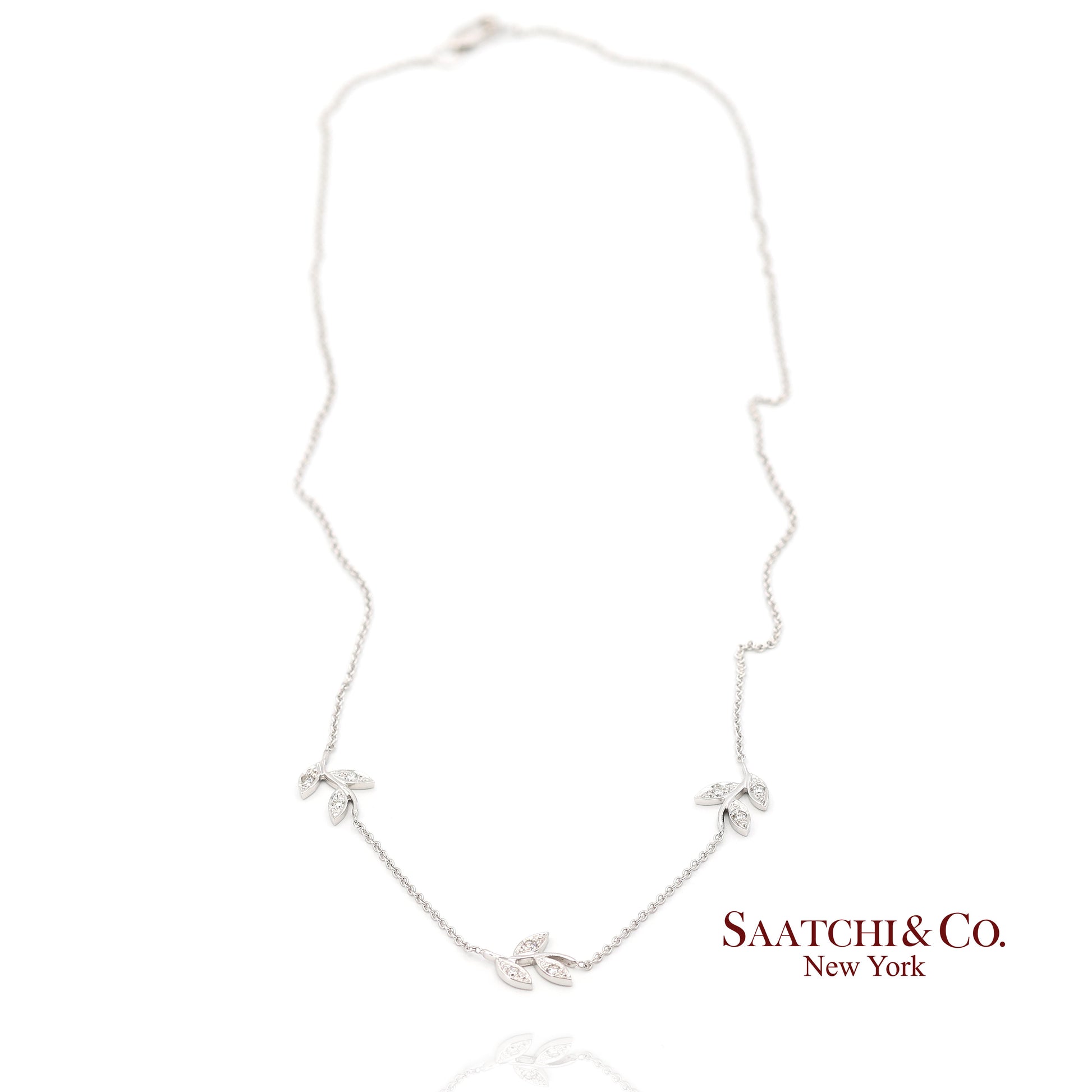 18K(750) White Gold Natural Diamond Leaf Pendant Necklace with Chain
