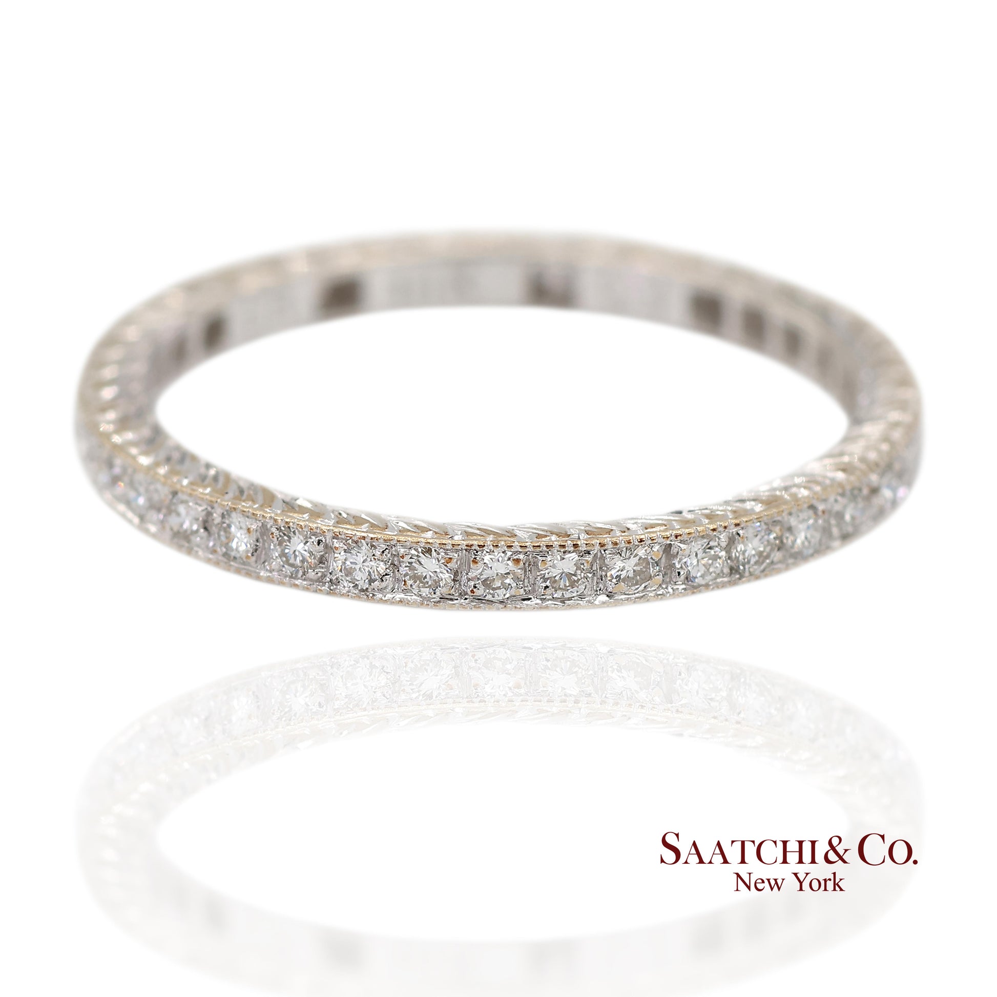 18K (750) White Gold Exquisite Hand Engraving and Milgrain Detailing Band Ring