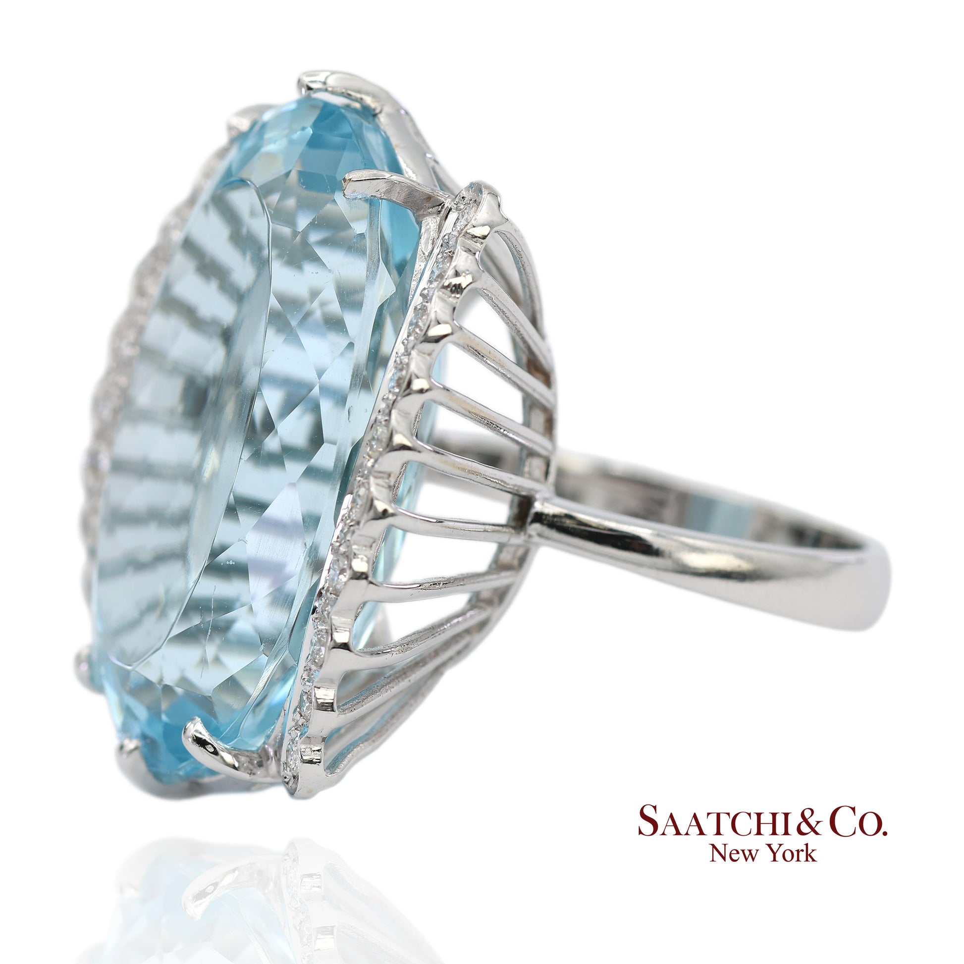 18K(750) Solid Vintage White Gold Natural Diamond and Blue Topaz Ring
