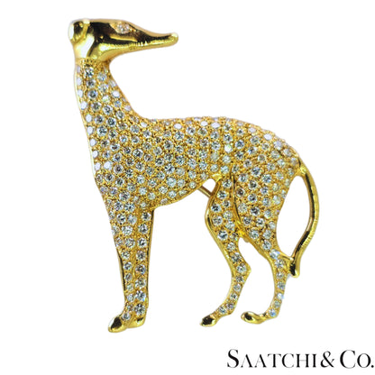18k (750) Yellow Gold Natural Diamond Dog shape Brooch