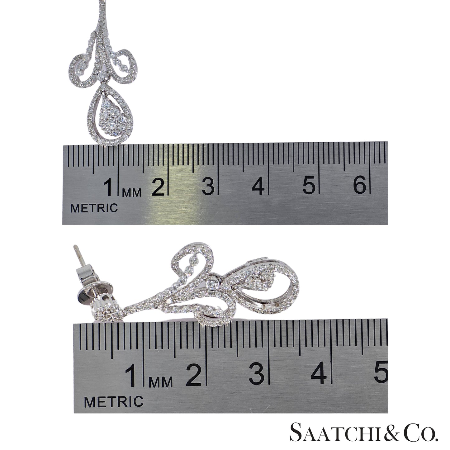 Natural Diamond Earring Pear Shape in 18K (750) White Gold