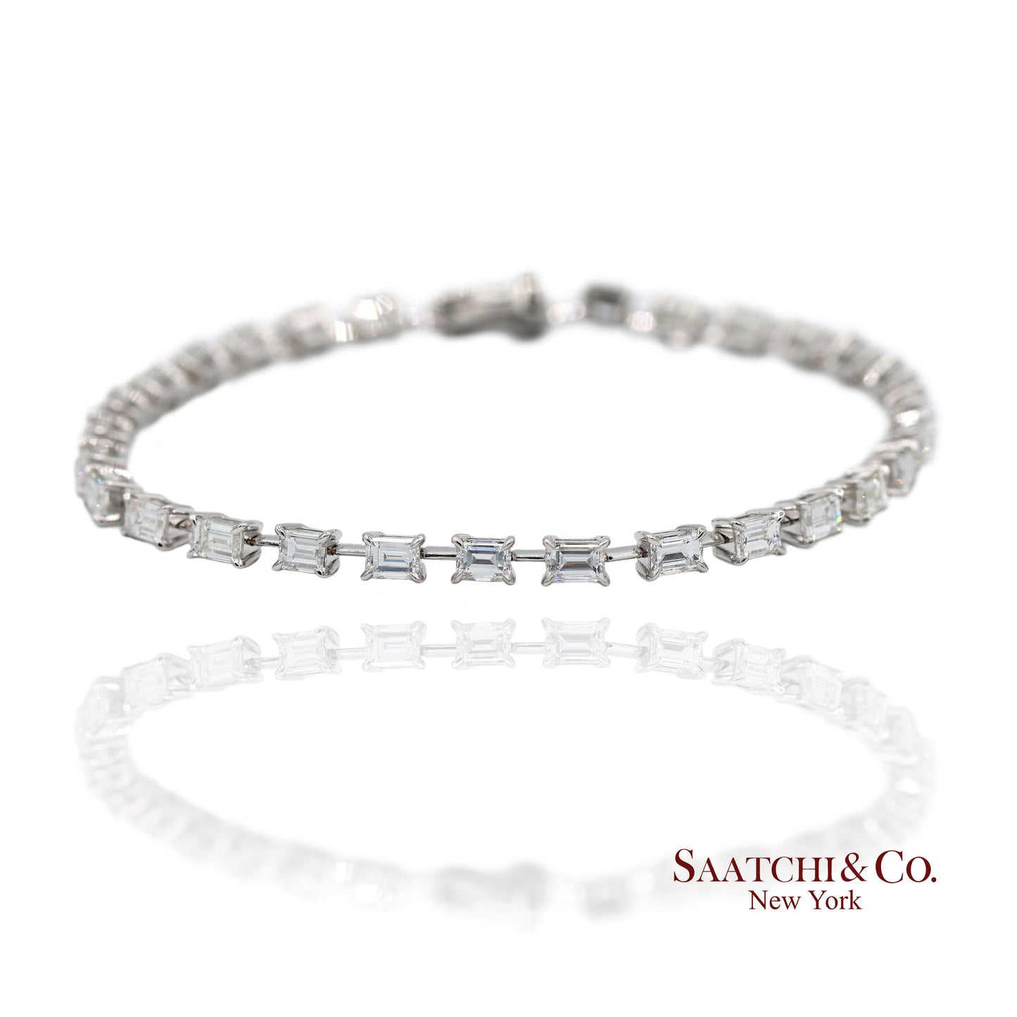 18K(750) White Gold Natural Diamond Emerald Cut Tennis Bracelet
