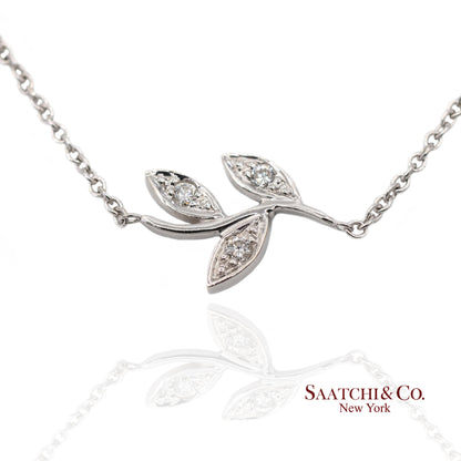 18K(750) White Gold Natural Diamond Leaf Pendant Necklace with Chain