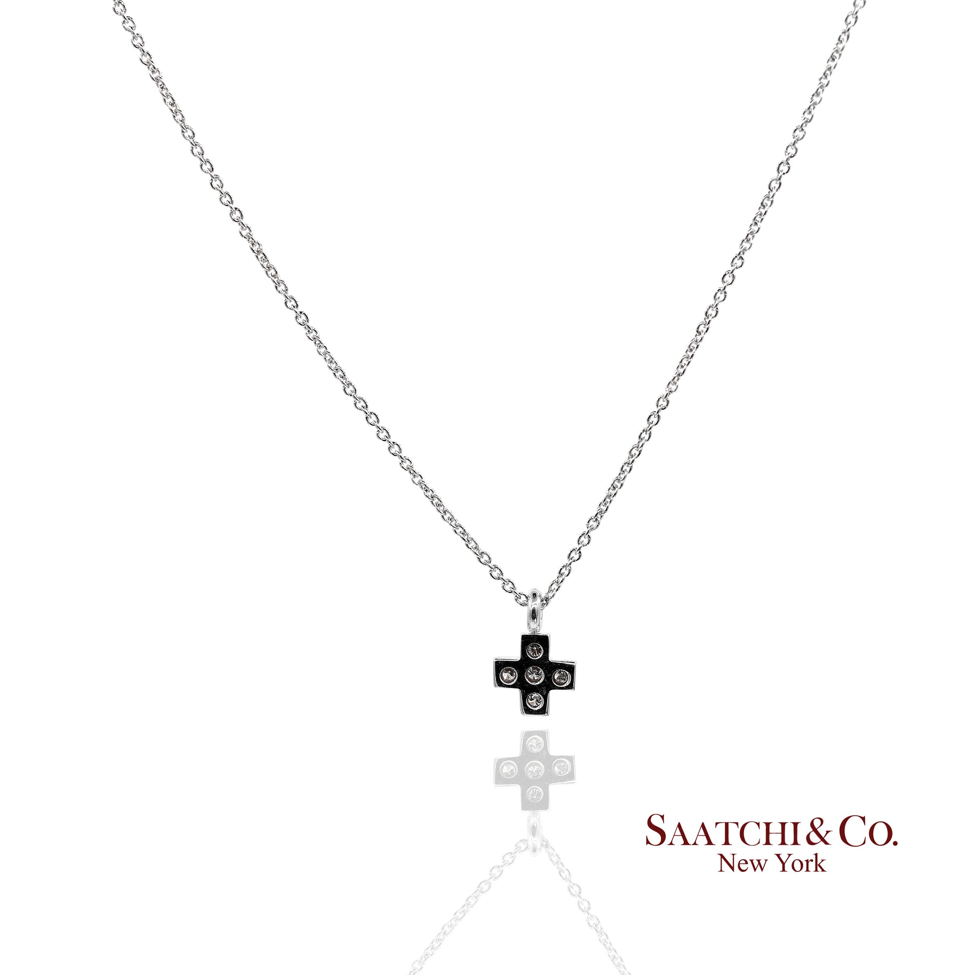 18K(750) White Gold Natural Diamond Cross Pendant Necklace with Chain