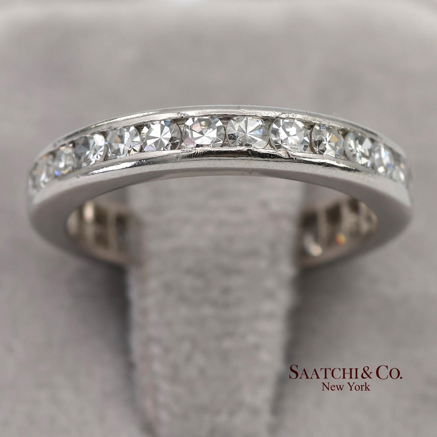 Platinum(950) Natural Diamond Vintage Band Ring