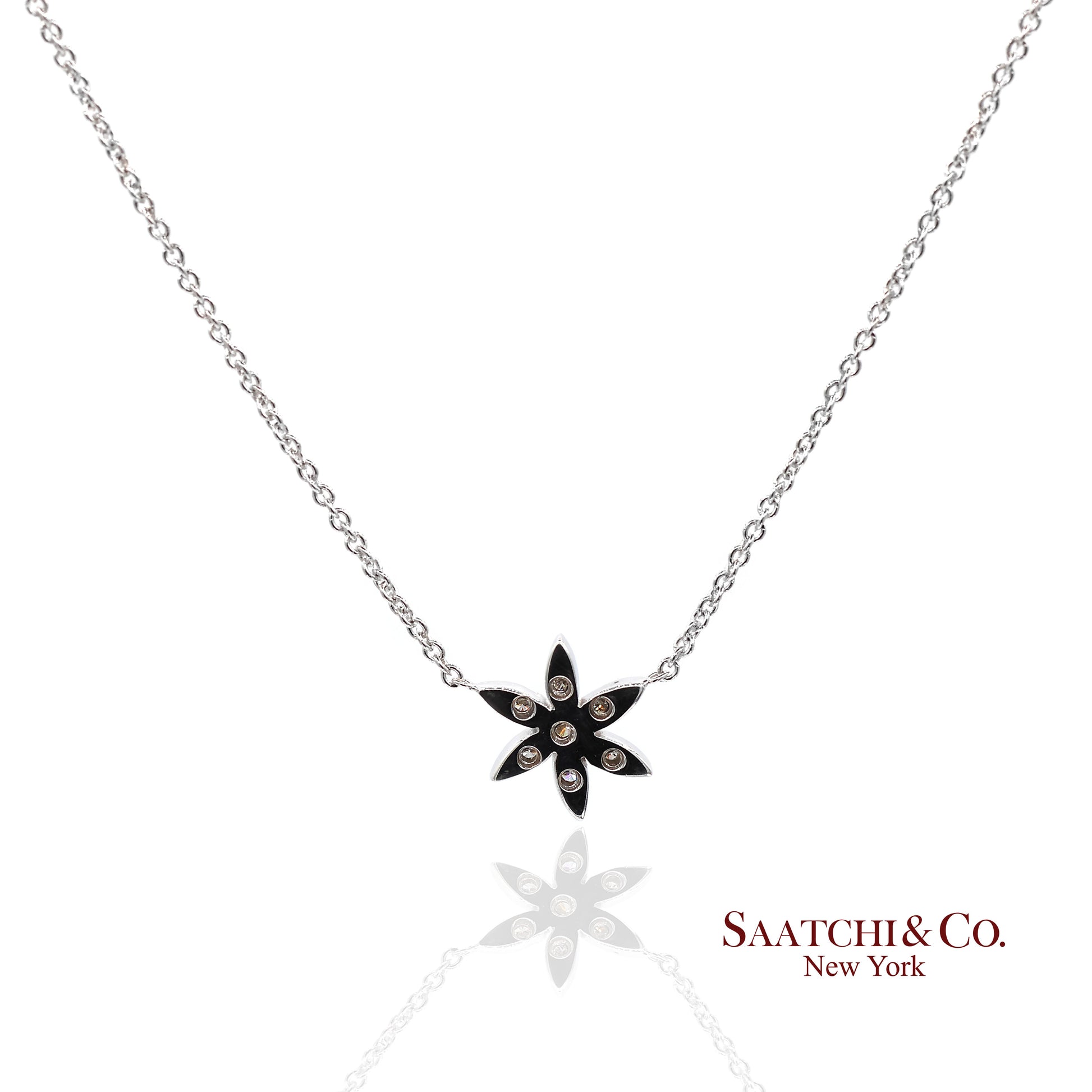 18K(750) White Gold Natural Diamond Pendant Necklace with Chain