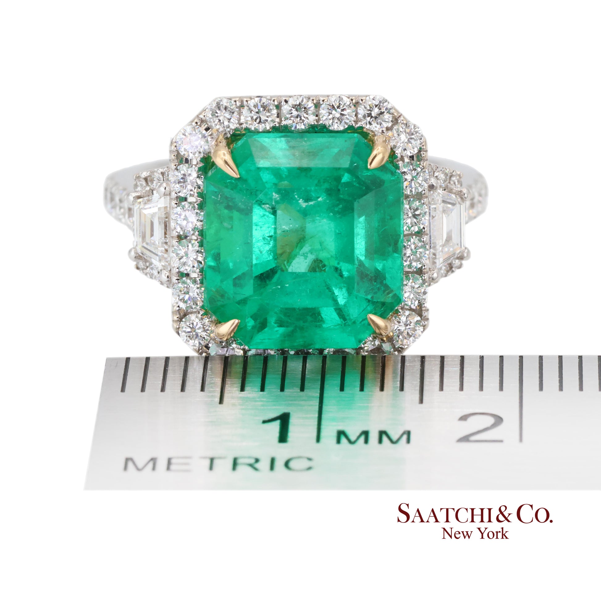 GIA 18k (750) White Gold Natural Colombian Emerald and Natural Diamond Ring