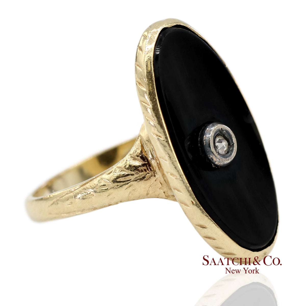 Vintage 14K Solid Yellow Gold Oval Black Onyx and Diamond Ring