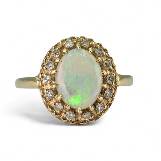 14K (585) Yellow Gold VVS Natural Diamond & Opal Stone: Ring