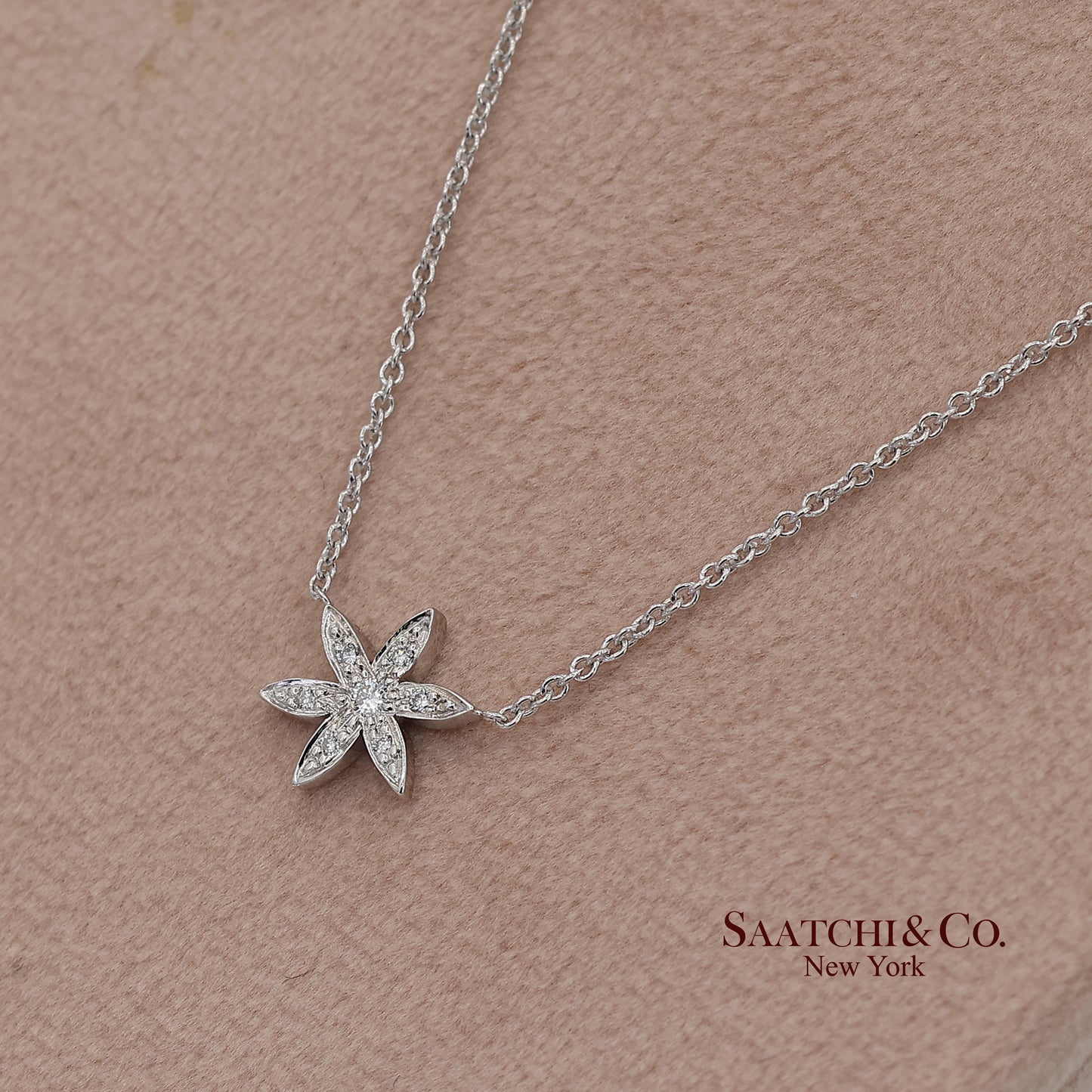 18K(750) White Gold Natural Diamond Pendant Necklace with Chain