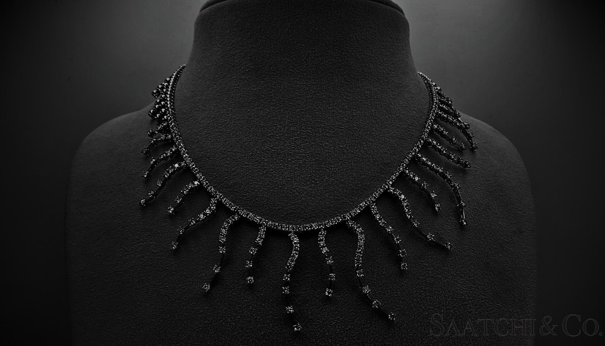 18K (750) White Gold - 12.60 Ct Natural Diamond -VVS: Necklace