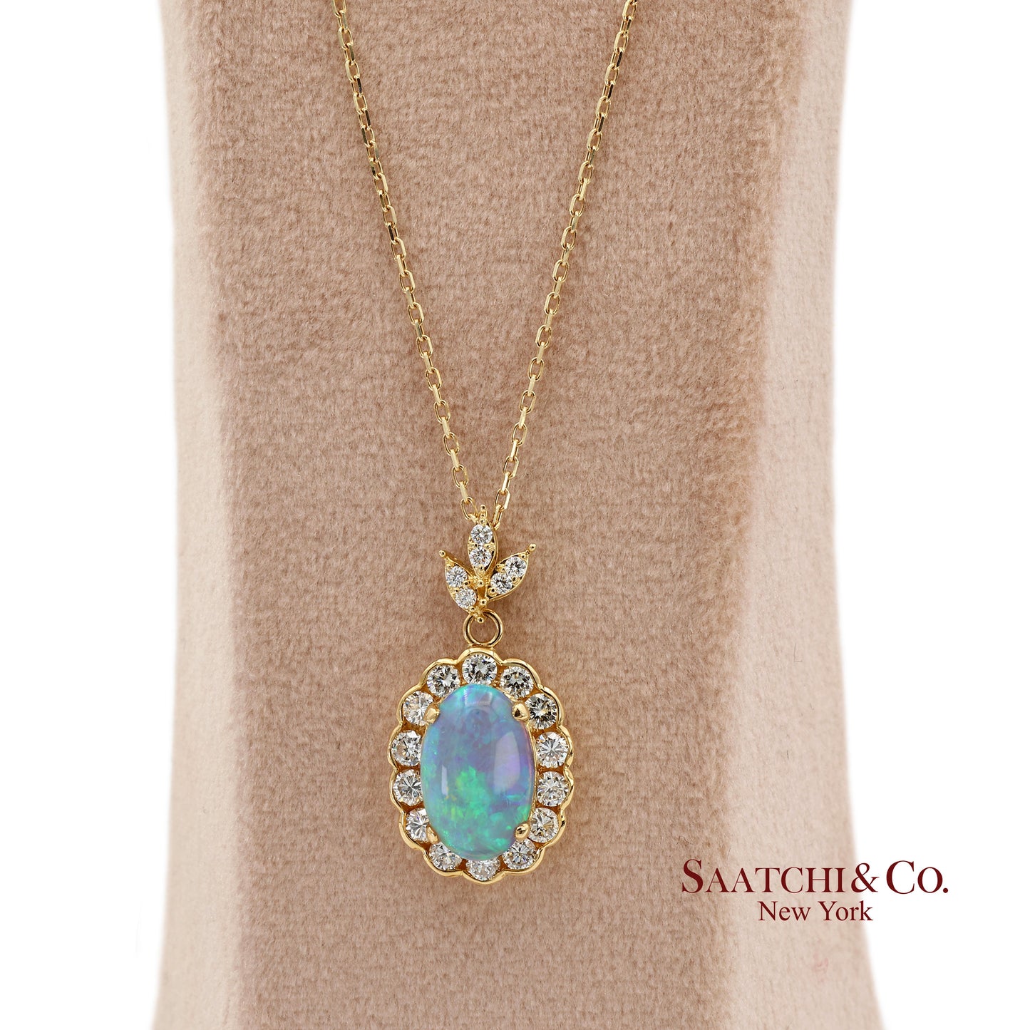18K 750 Solid Yellow Gold Natural Diamond and Natural Opal Pendant Necklace