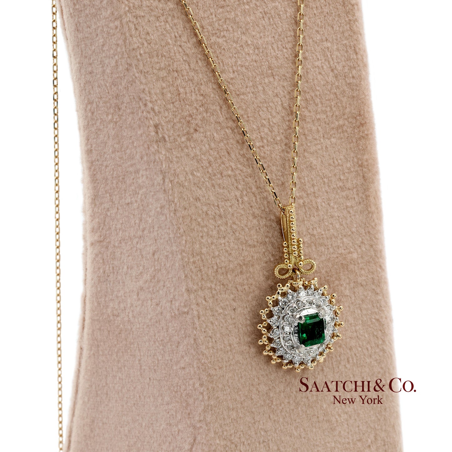 18K 750 Solid Yellow Gold & Platinum 900 Natural Diamond and Emerald Pendant