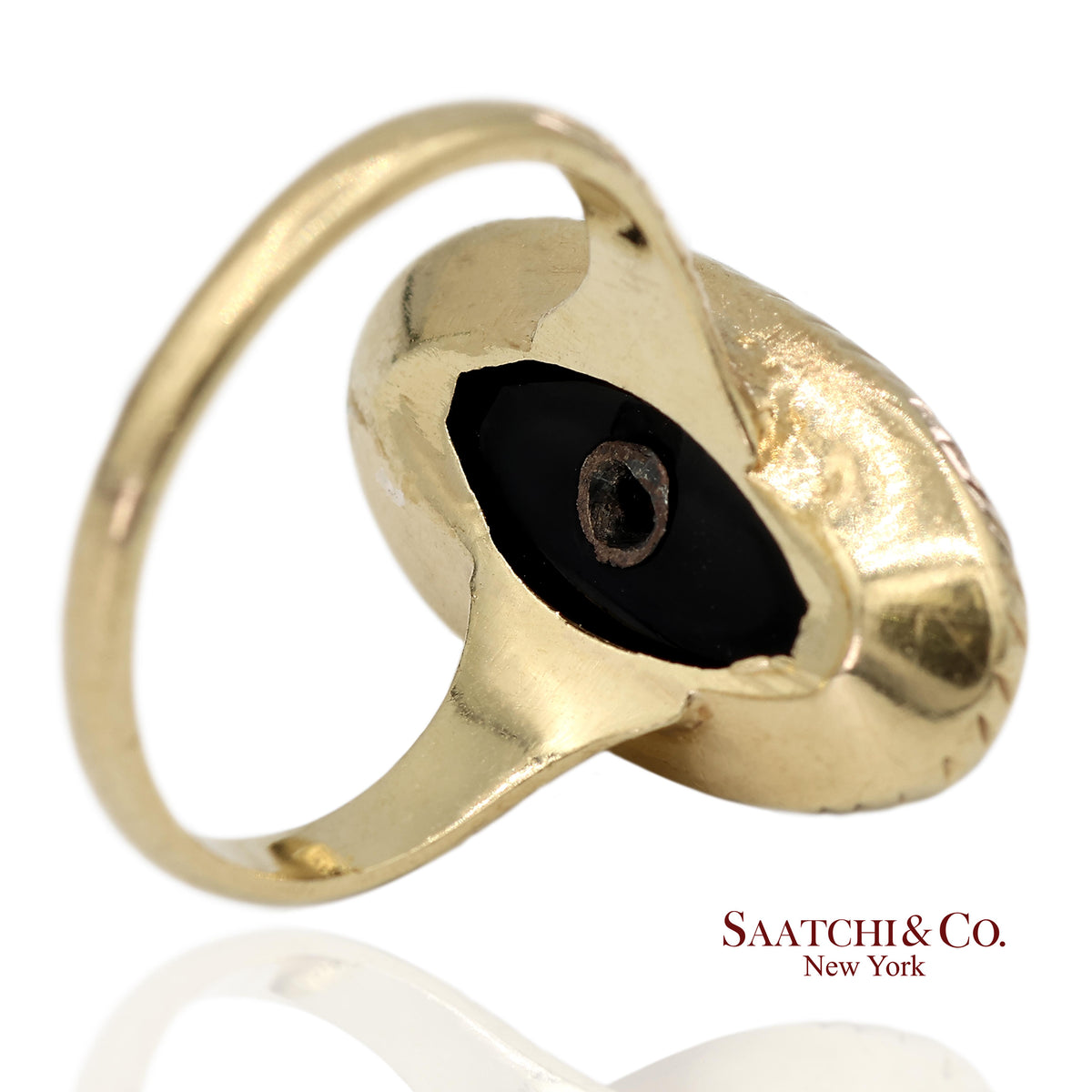Vintage 14K Solid Yellow Gold Oval Black Onyx and Diamond Ring