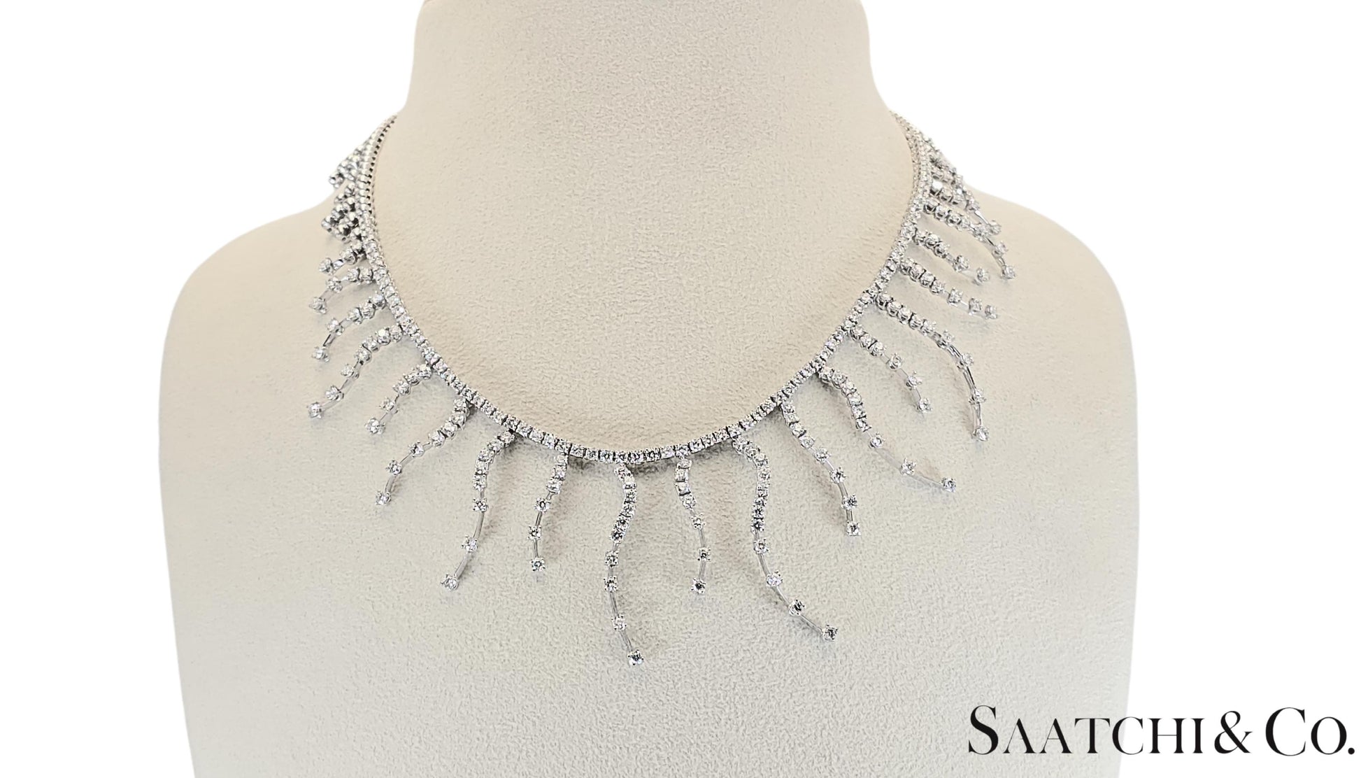 18K (750) White Gold - 12.60 Ct Natural Diamond -VVS: Necklace