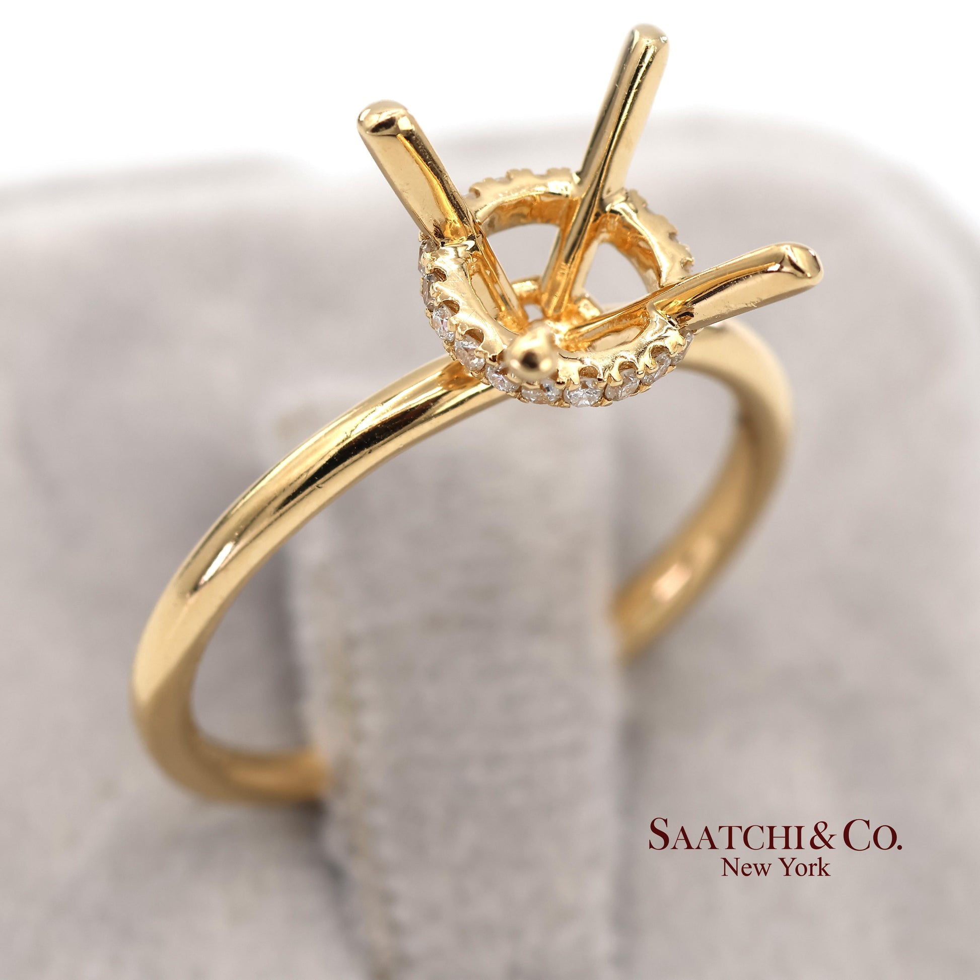 18K (750) Yellow Gold Natural Brilliant Diamond Semi Mount Ring Size 6