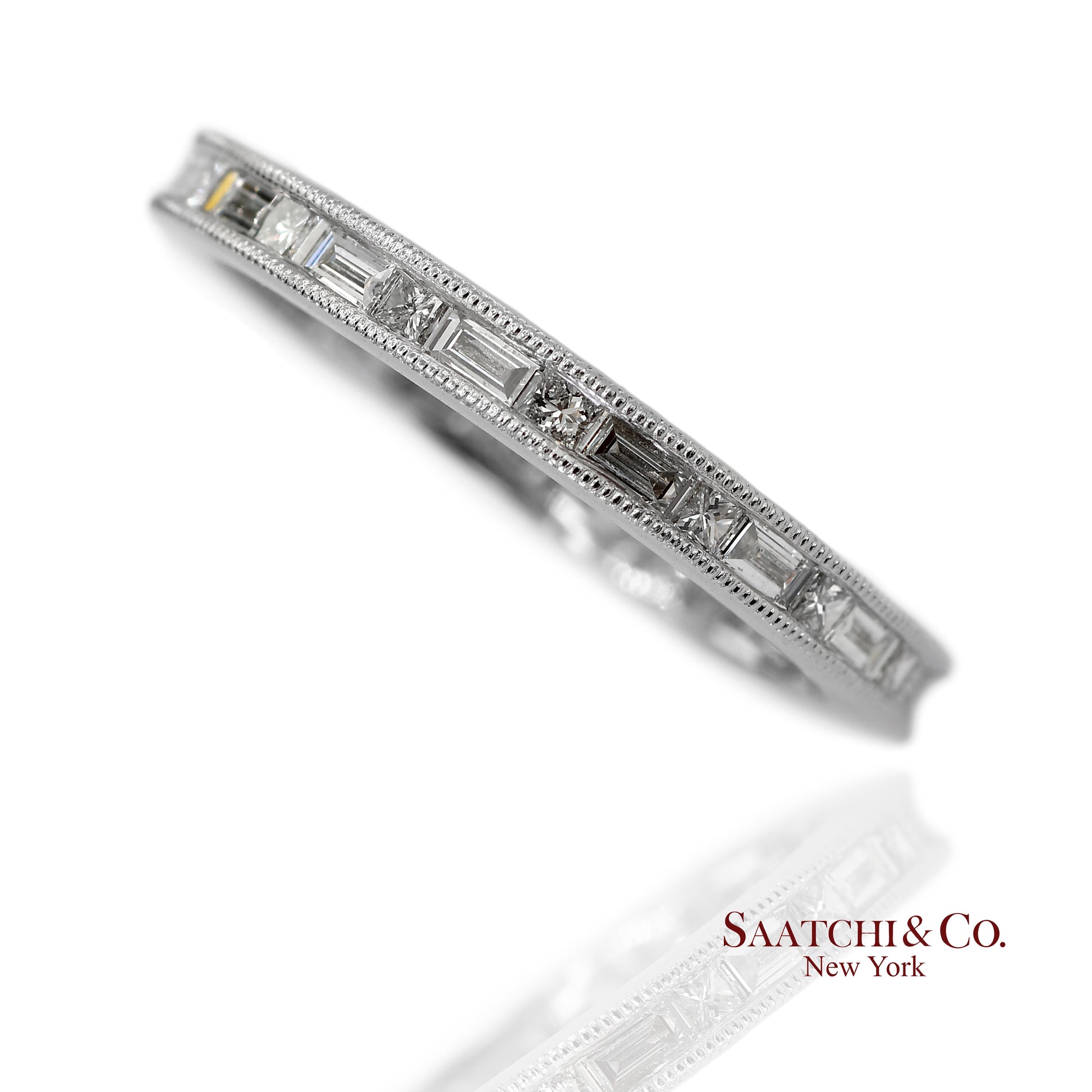 18K(750) Solid White Gold Natural Diamond Handmade Milgrain Band Ring