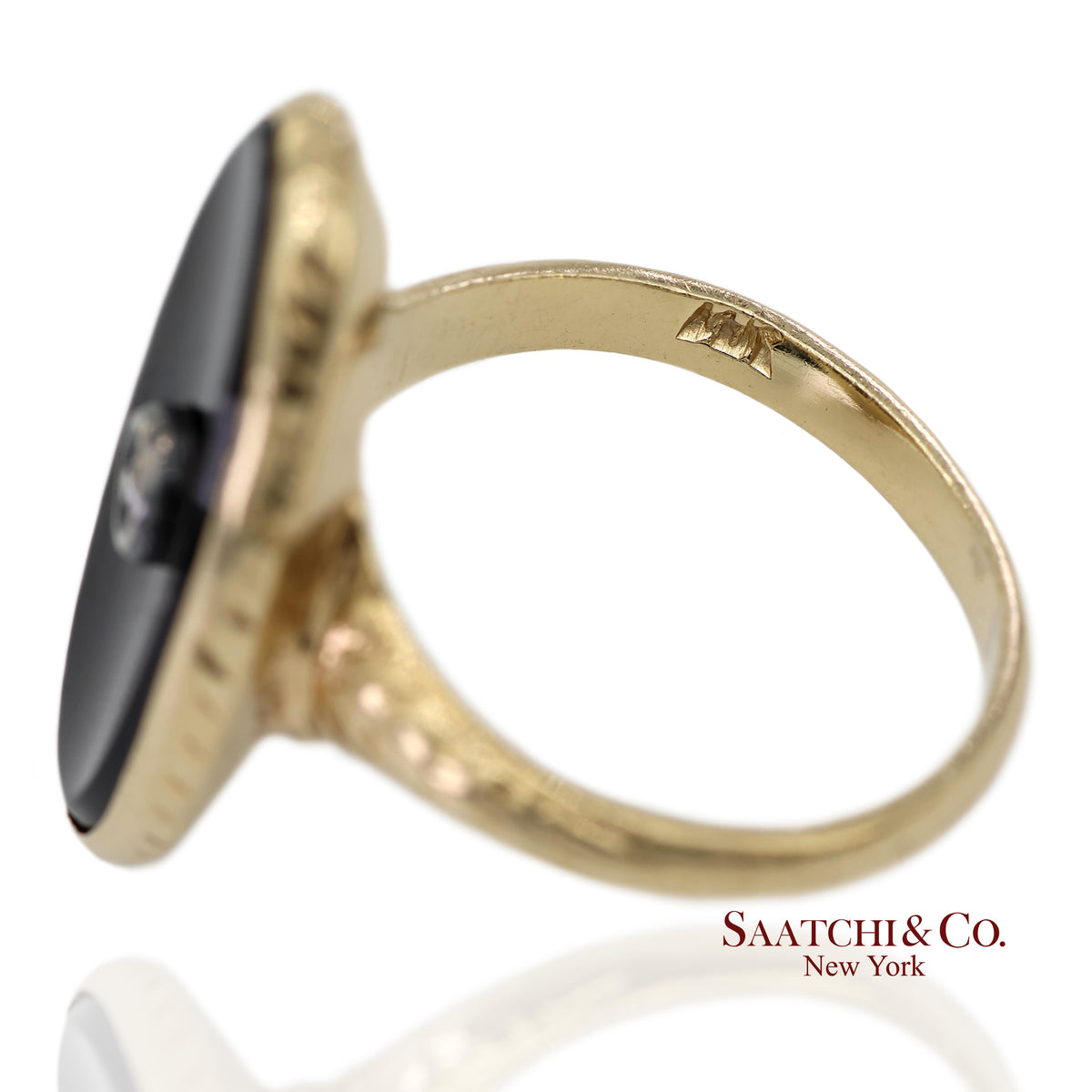 Vintage 14K Solid Yellow Gold Oval Black Onyx and Diamond Ring