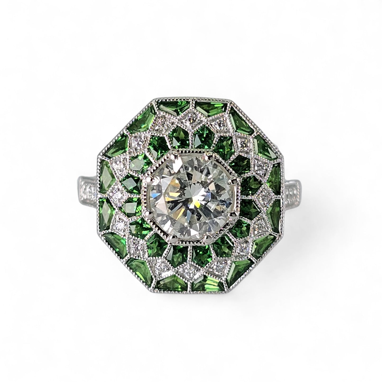 GIA Certified - Natural Tsavorite & Diamond Platinum (950): Ring