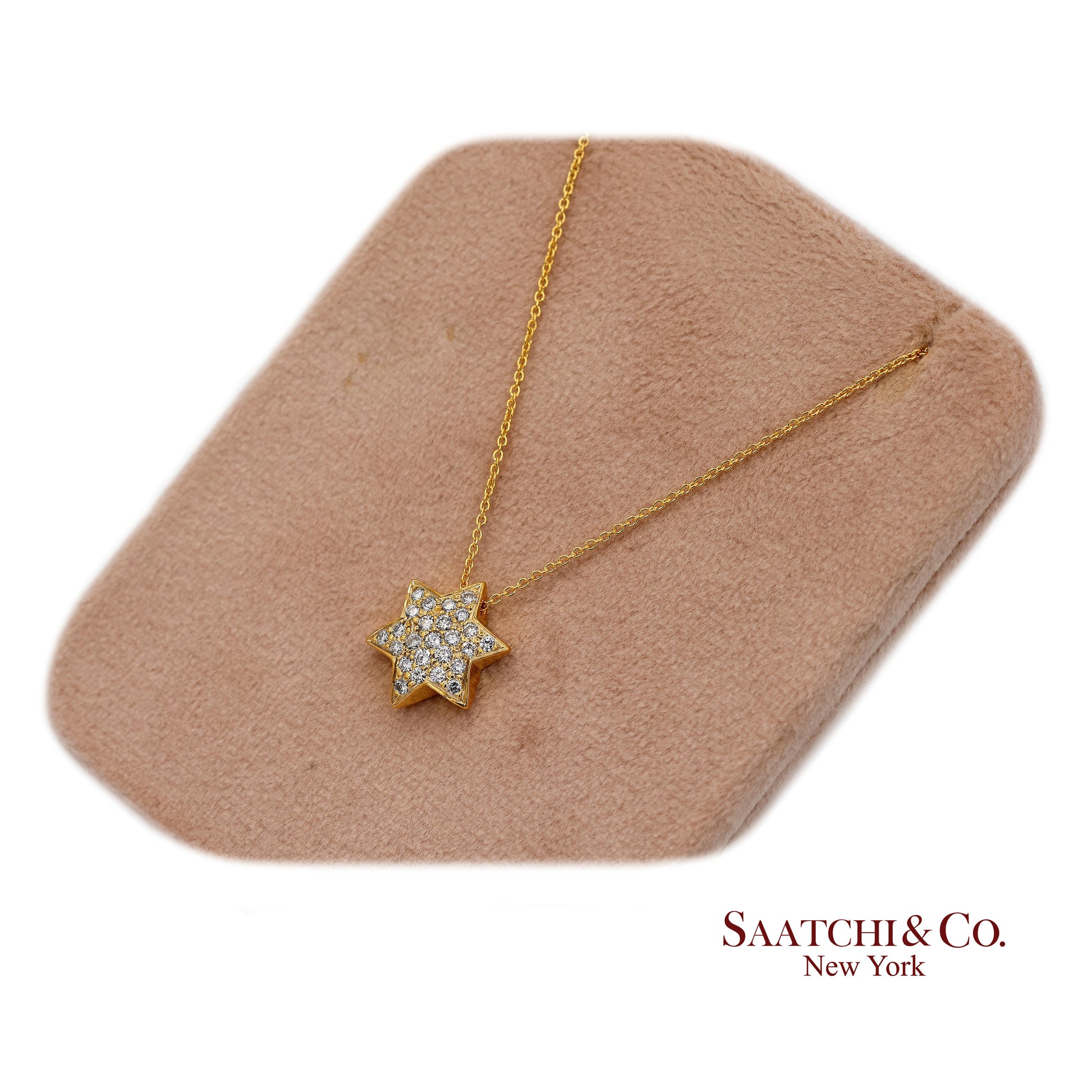 18K(750) Yellow Gold Natural Diamond Star Shape Pendant Necklace with Chain