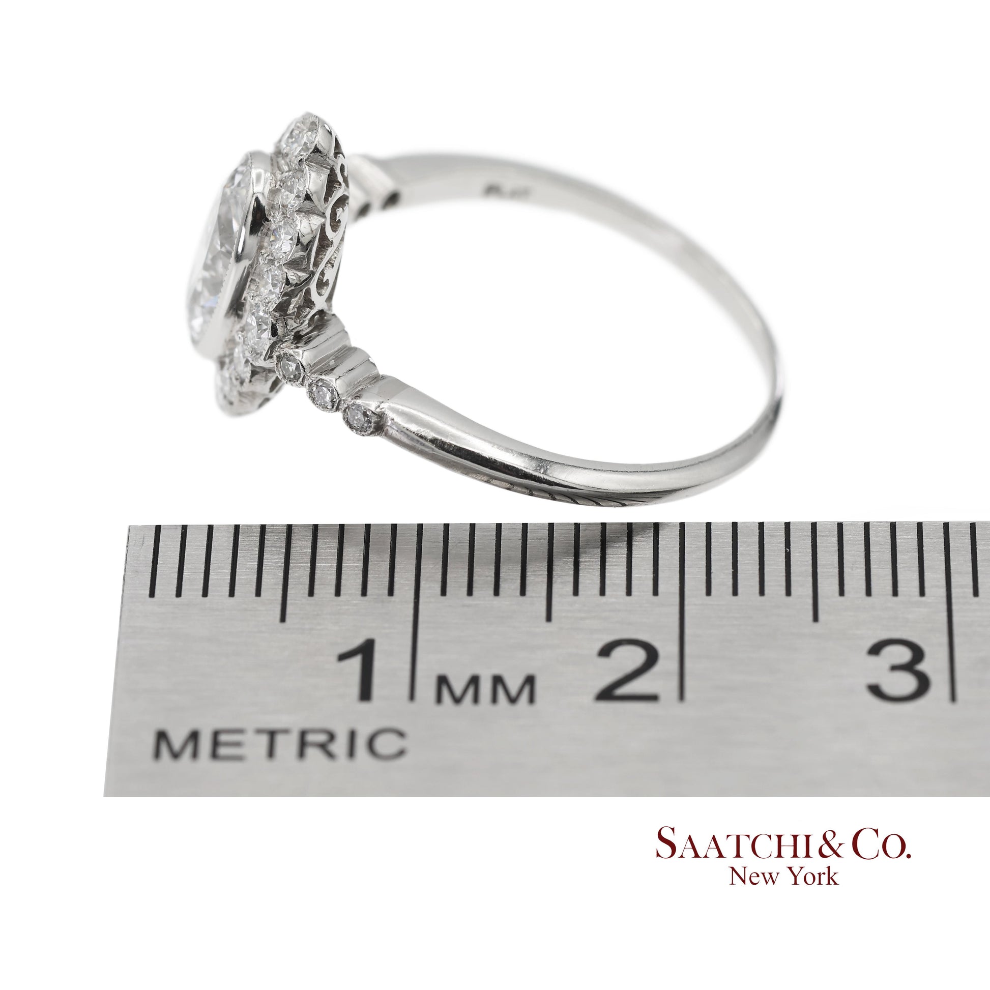 Vintage Platinum 900 Natural Diamond Milgrain Oval Shape Engagement Band Ring