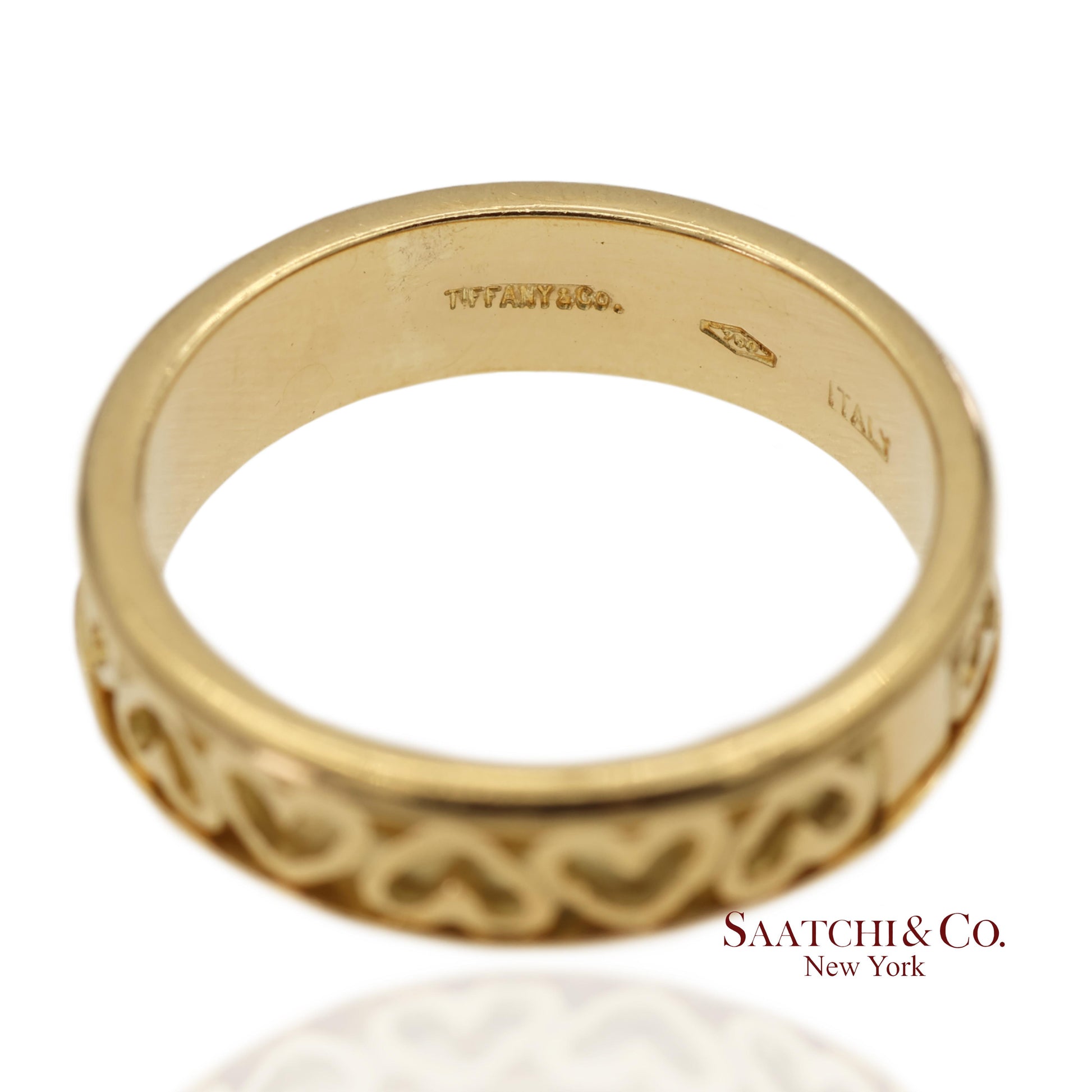 Vintage Tiffany & Co. 18K 750 Solid Yellow Gold Heart Shape Band Ring