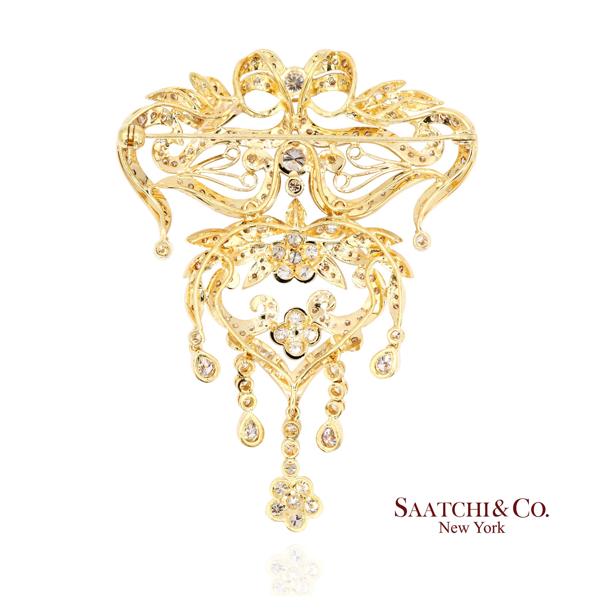 18k (750) Yellow Gold Natural Diamond Convertible Pendant and Brooch