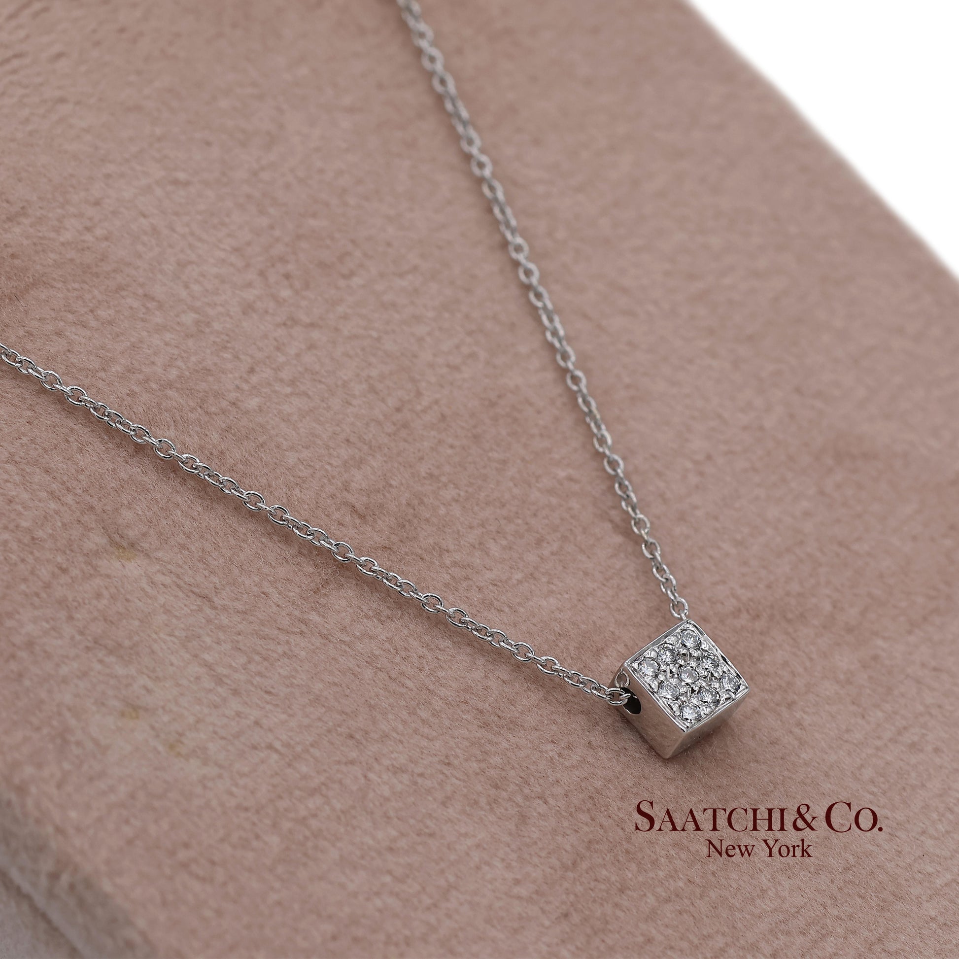 18K(750) White Gold Natural Diamond Square Box Shape Pendant Necklace with Chain