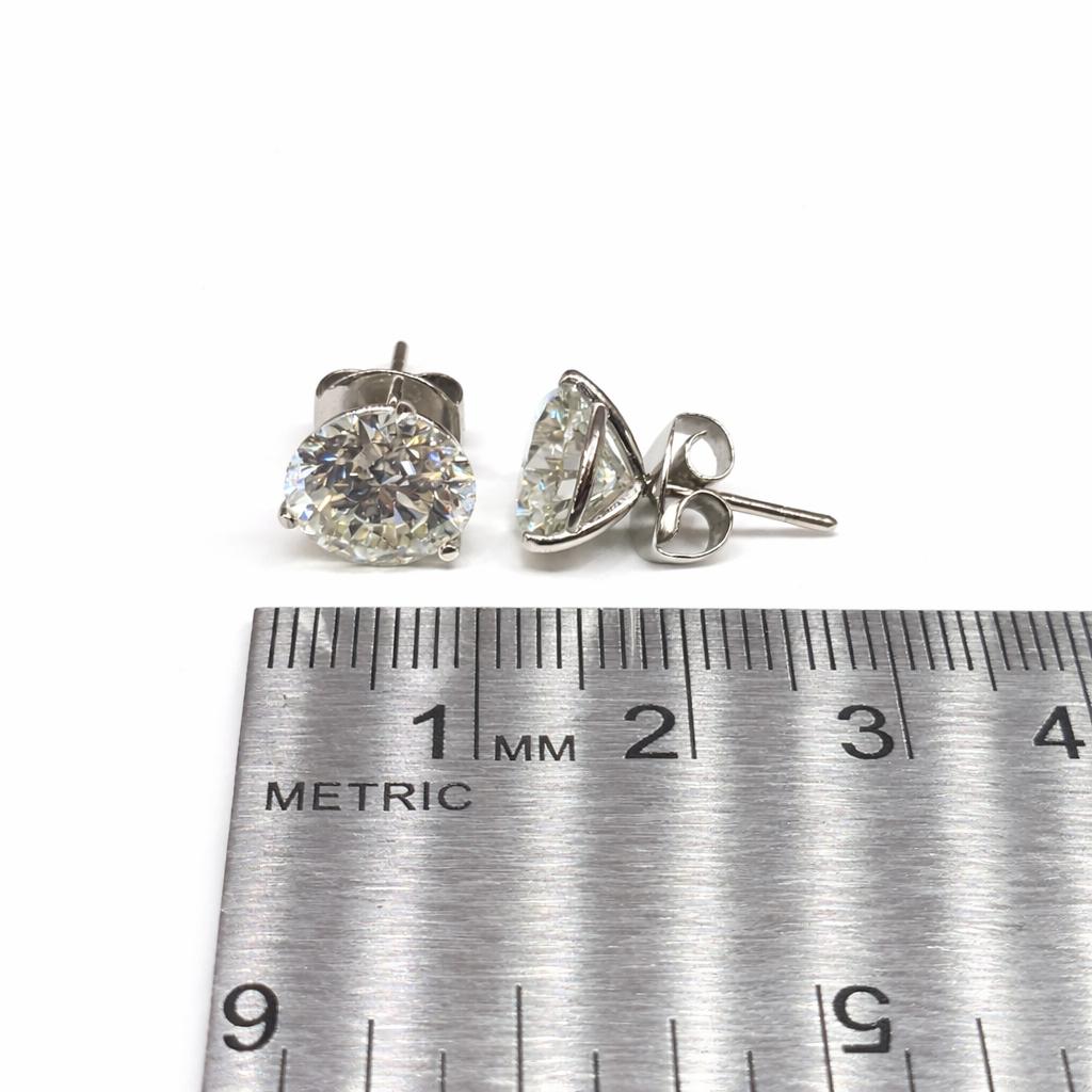 GIA Certified 18K (750) White Gold Natural Diamond Stud Earrings