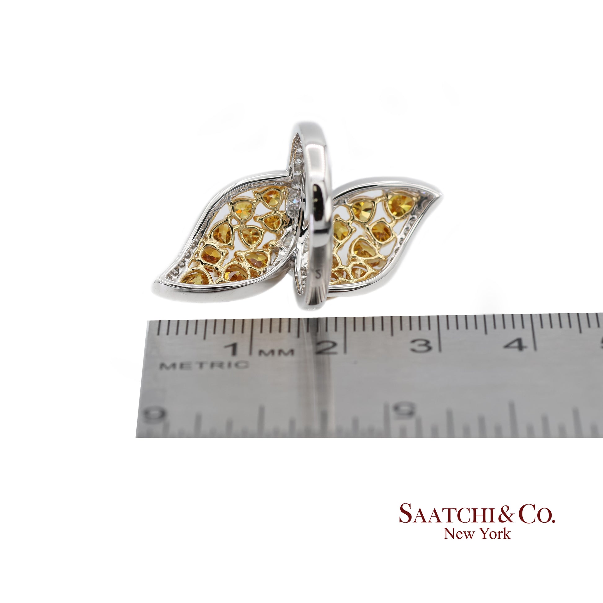 18k (750) Yellow Gold Natural Fancy Yellow Diamond Ring
