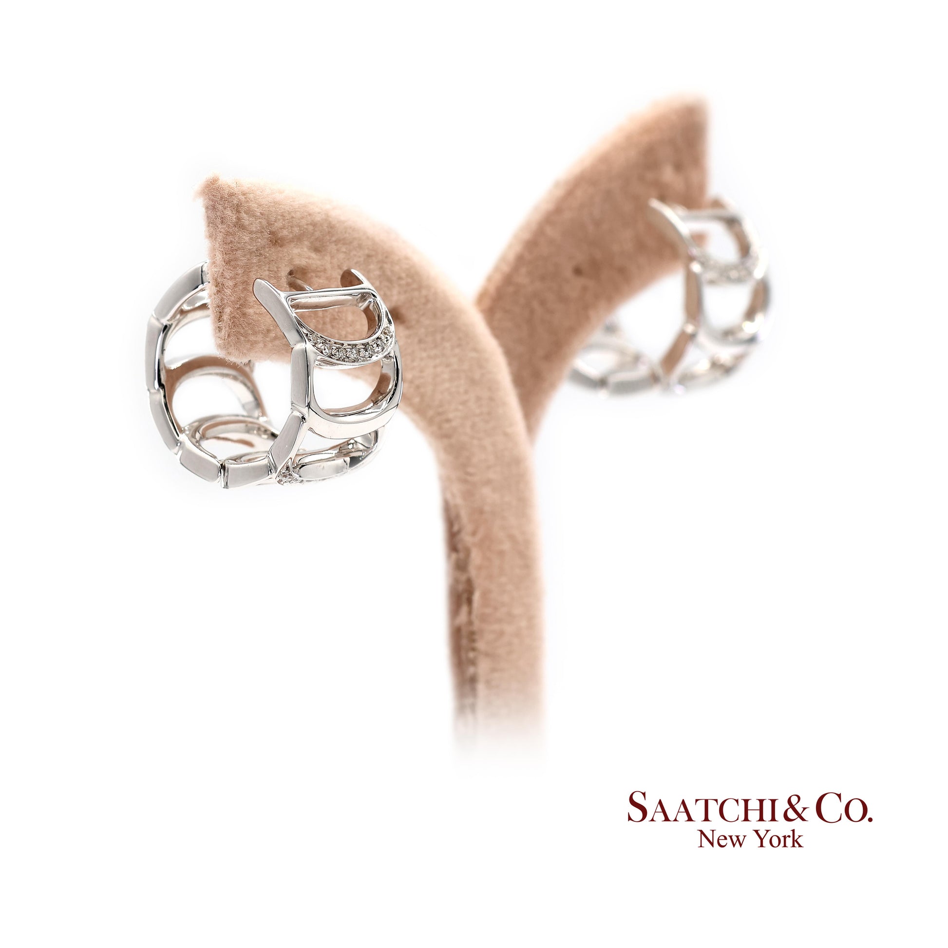 18K White Gold Natural Diamond Authentic Damiani Earrings