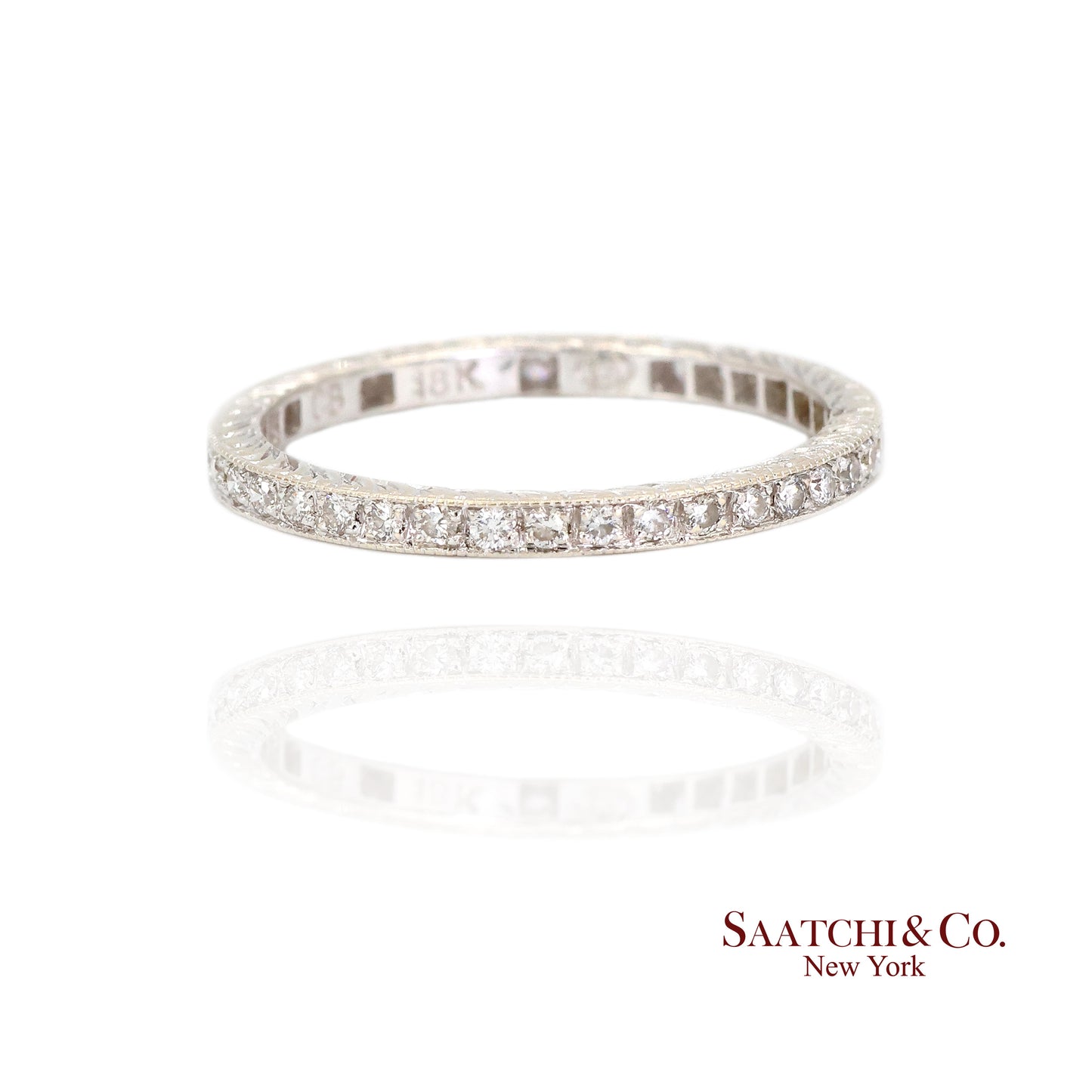 18K (750) White Gold Natural Diamond Engraved Band Ring
