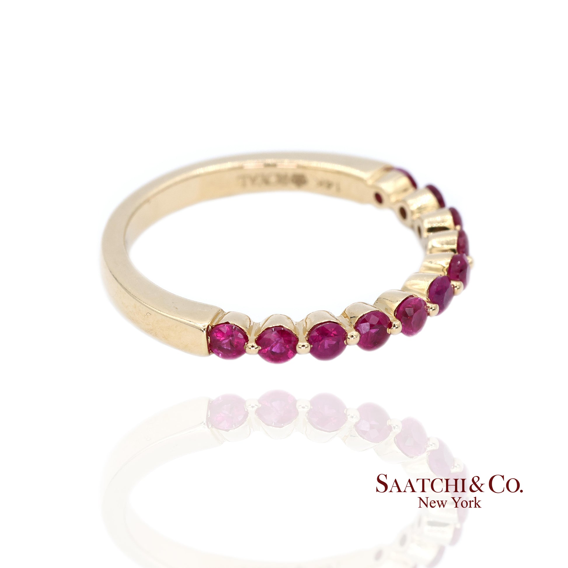 14K Yellow Gold Ring with 0.60 Ct Natural Ruby  Size 7 2.8 grams