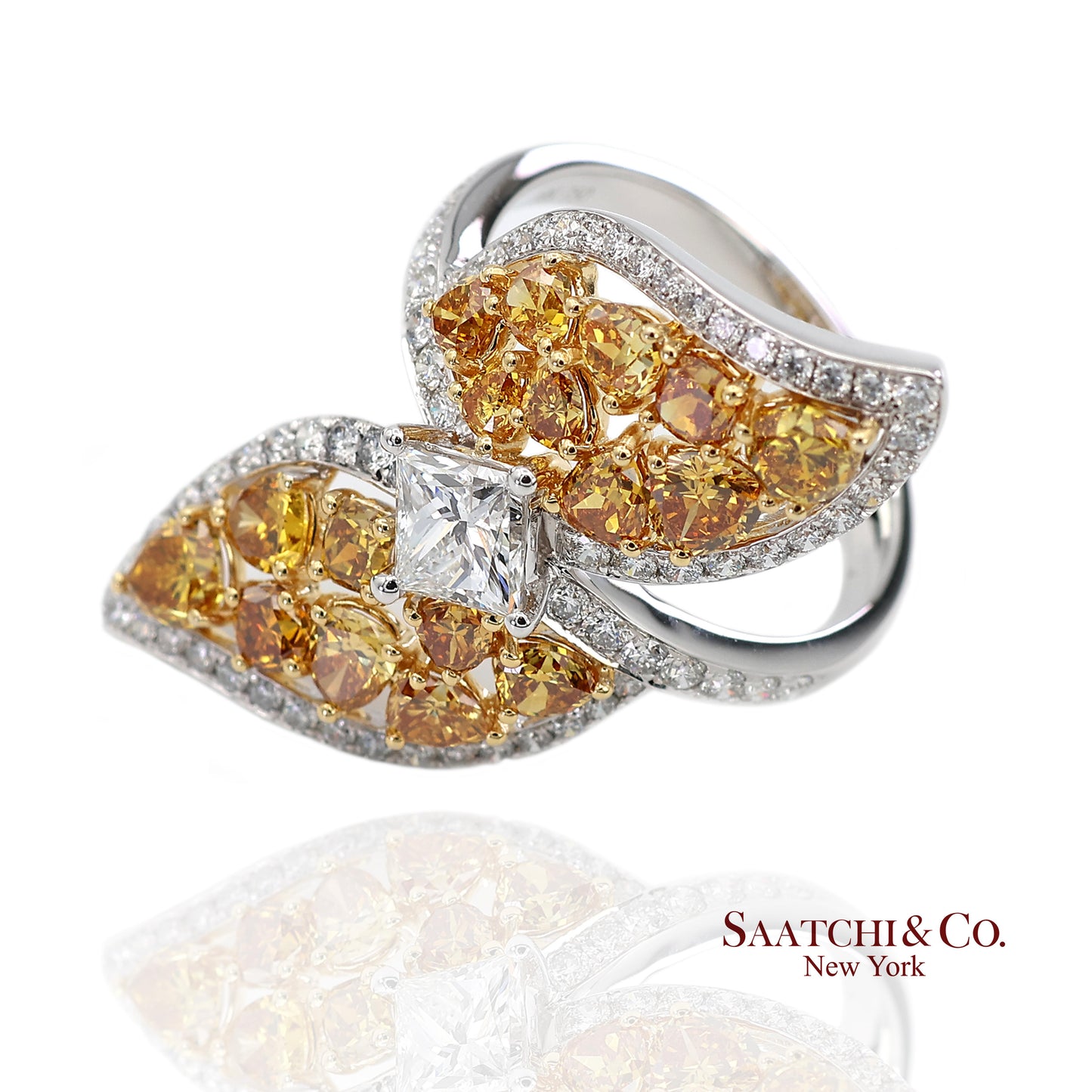 18k (750) Yellow Gold Natural Fancy Yellow Diamond Ring