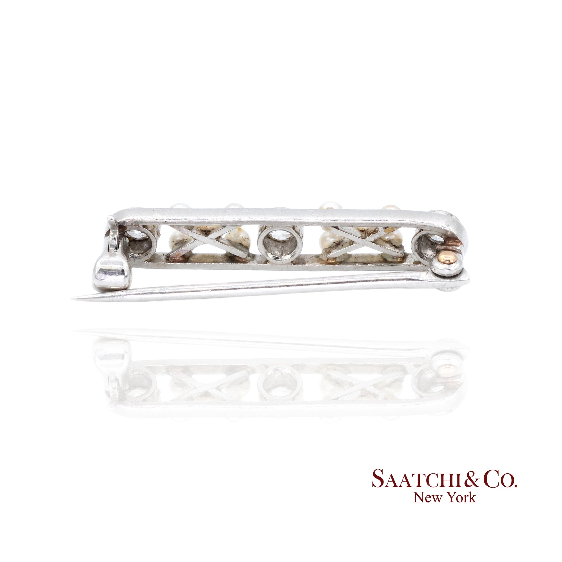 Platinum 950 Natural Round Pearl and Natural Diamond Brooch / Pin