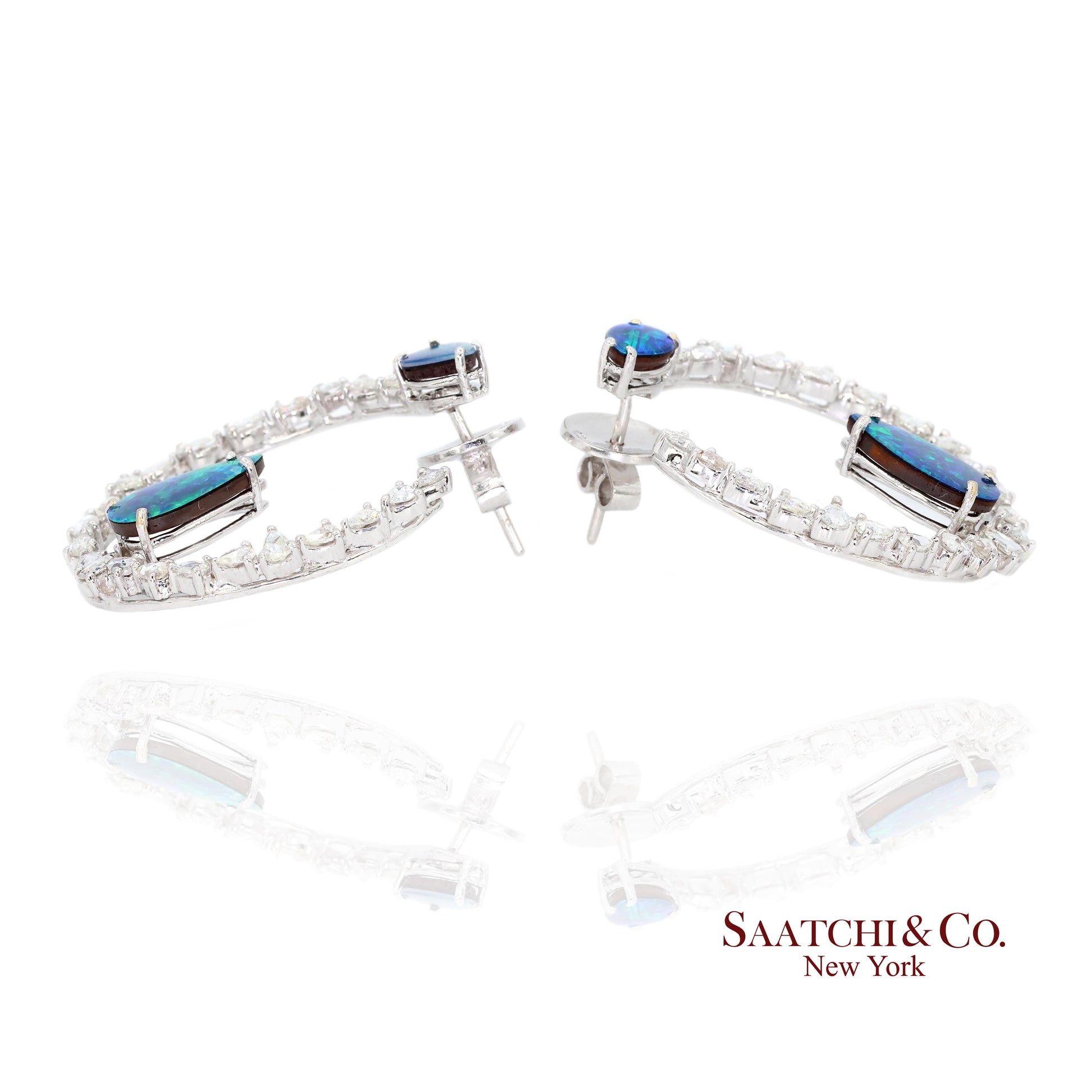 18K (750) White Gold Natural Diamond and Natural Opal Earring